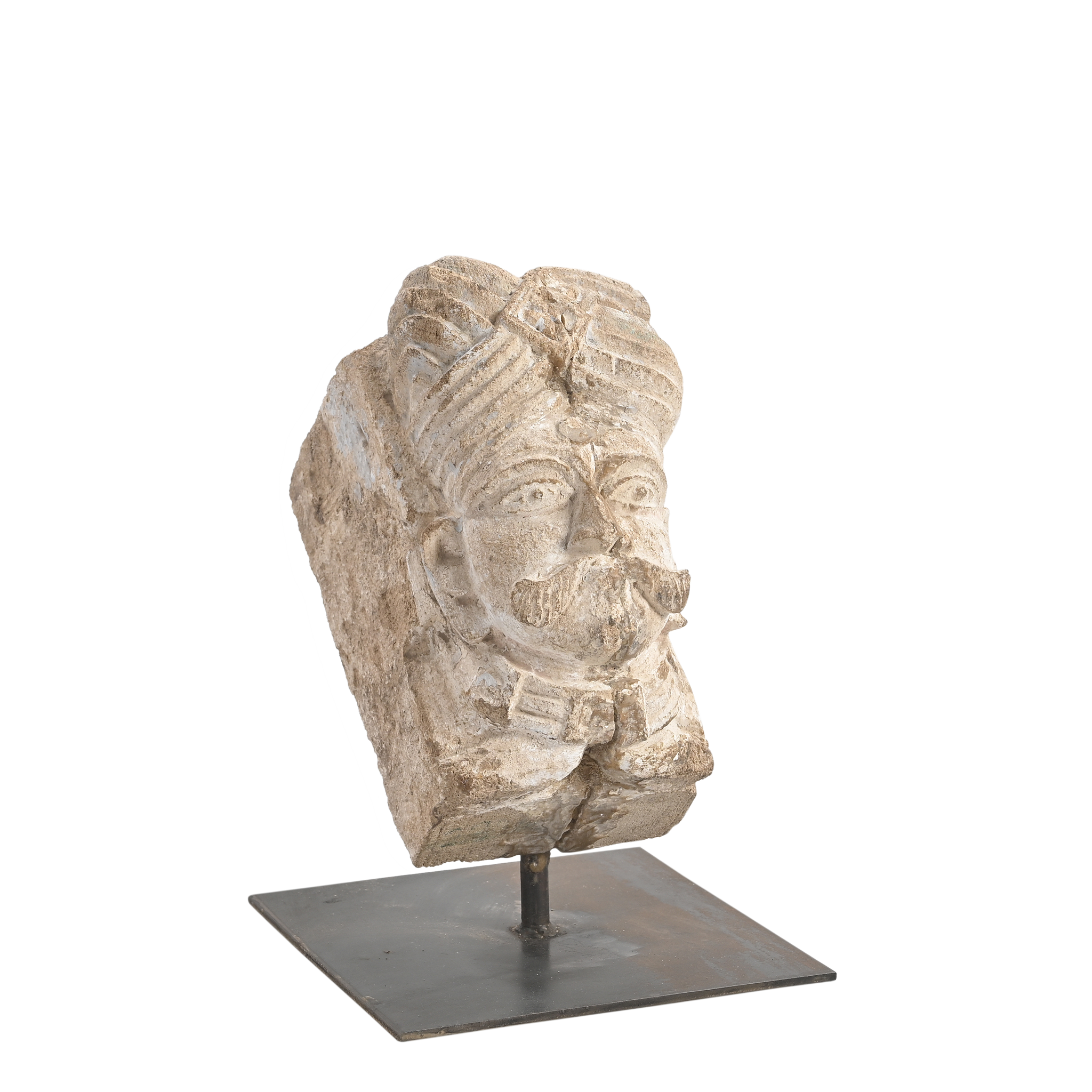 Jhareli - Tête sculptée en pierre n°1