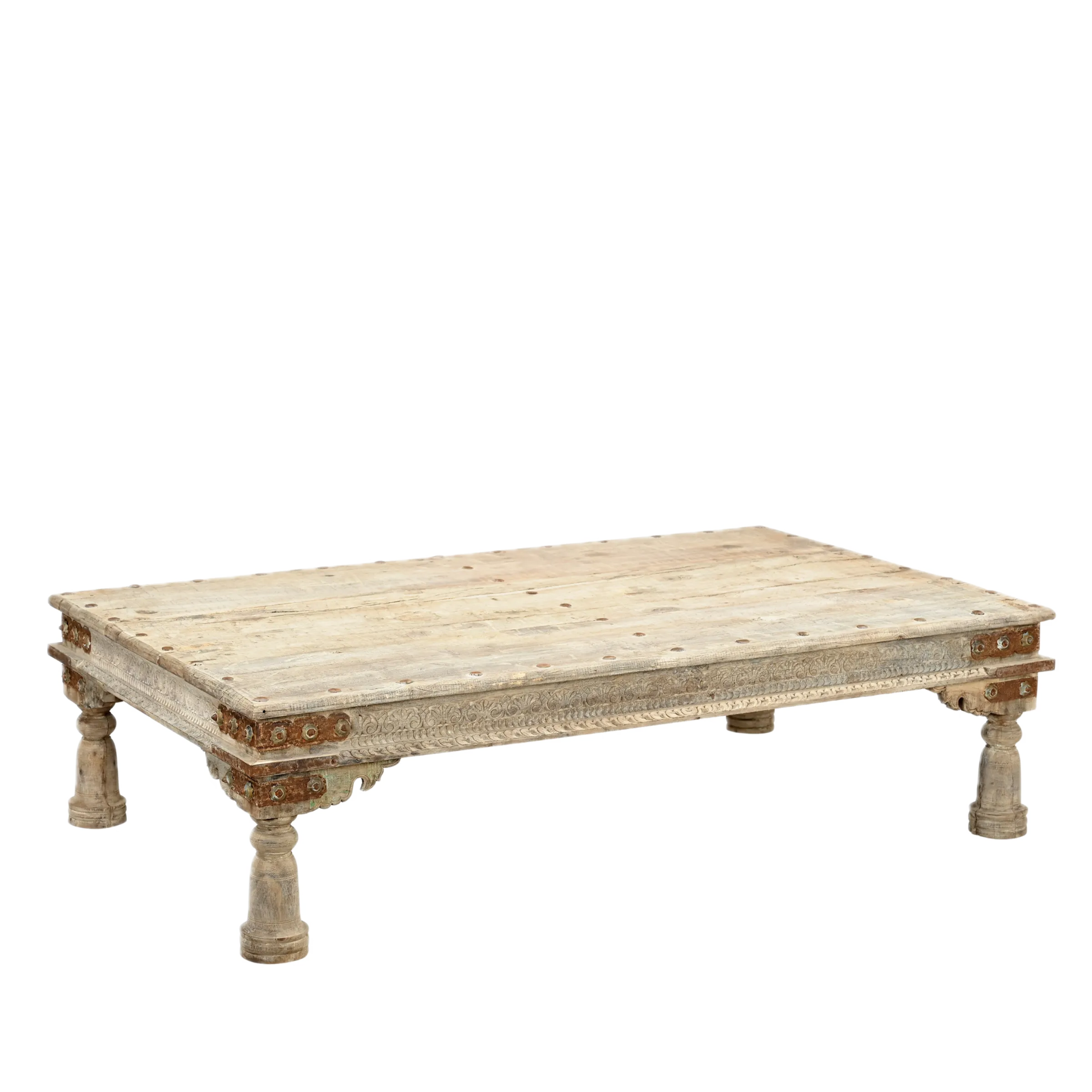 Basti - Table basse ancienne à clous n°4