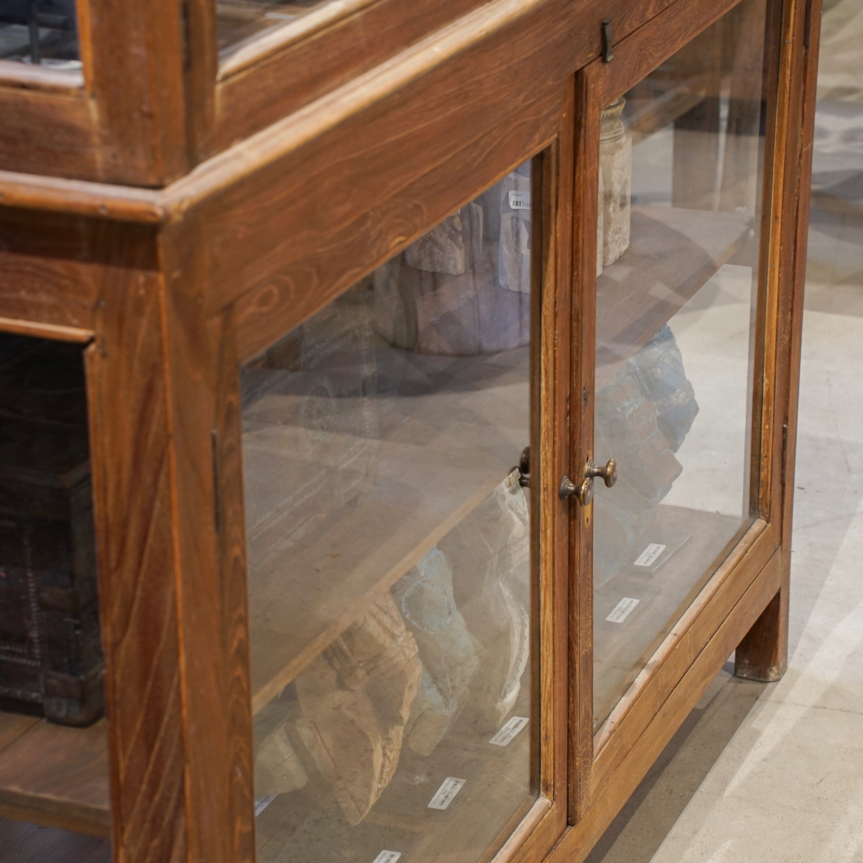 Mandawa - Vitrine indienne en teck