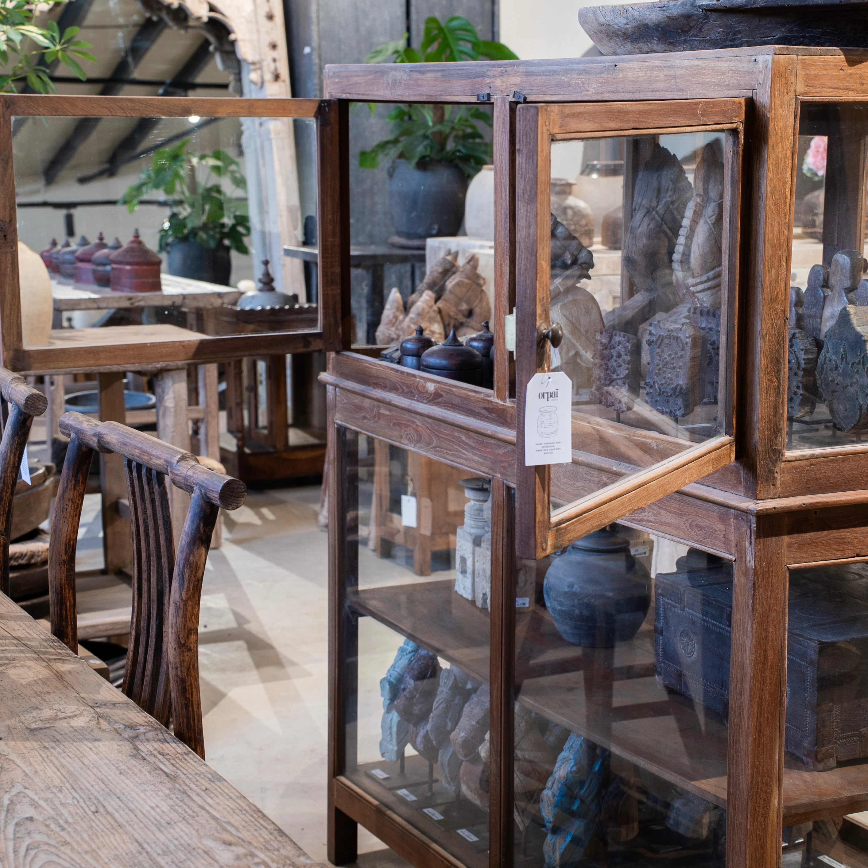 Mandawa - Vitrine indienne en teck