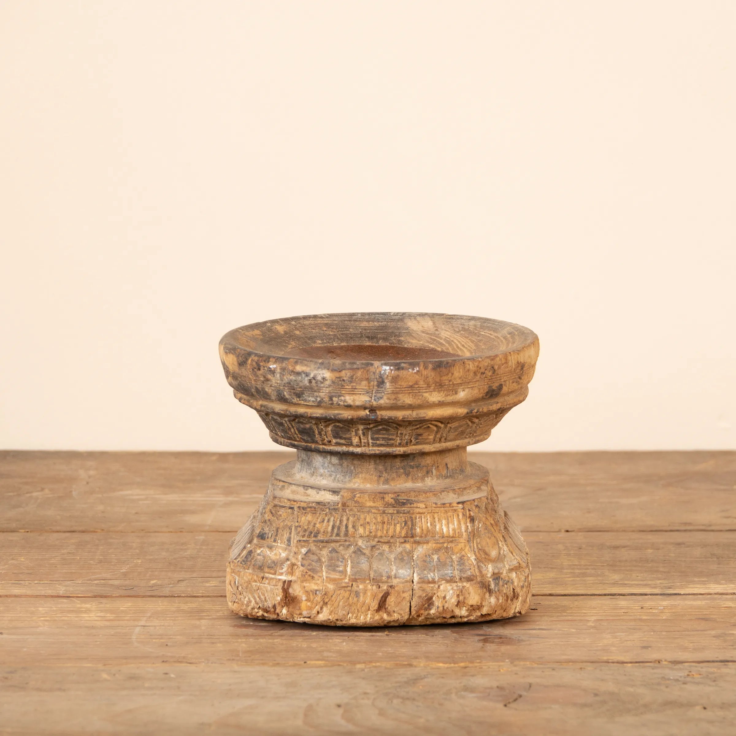 Bijani - Bougeoir en bois ancien n°44