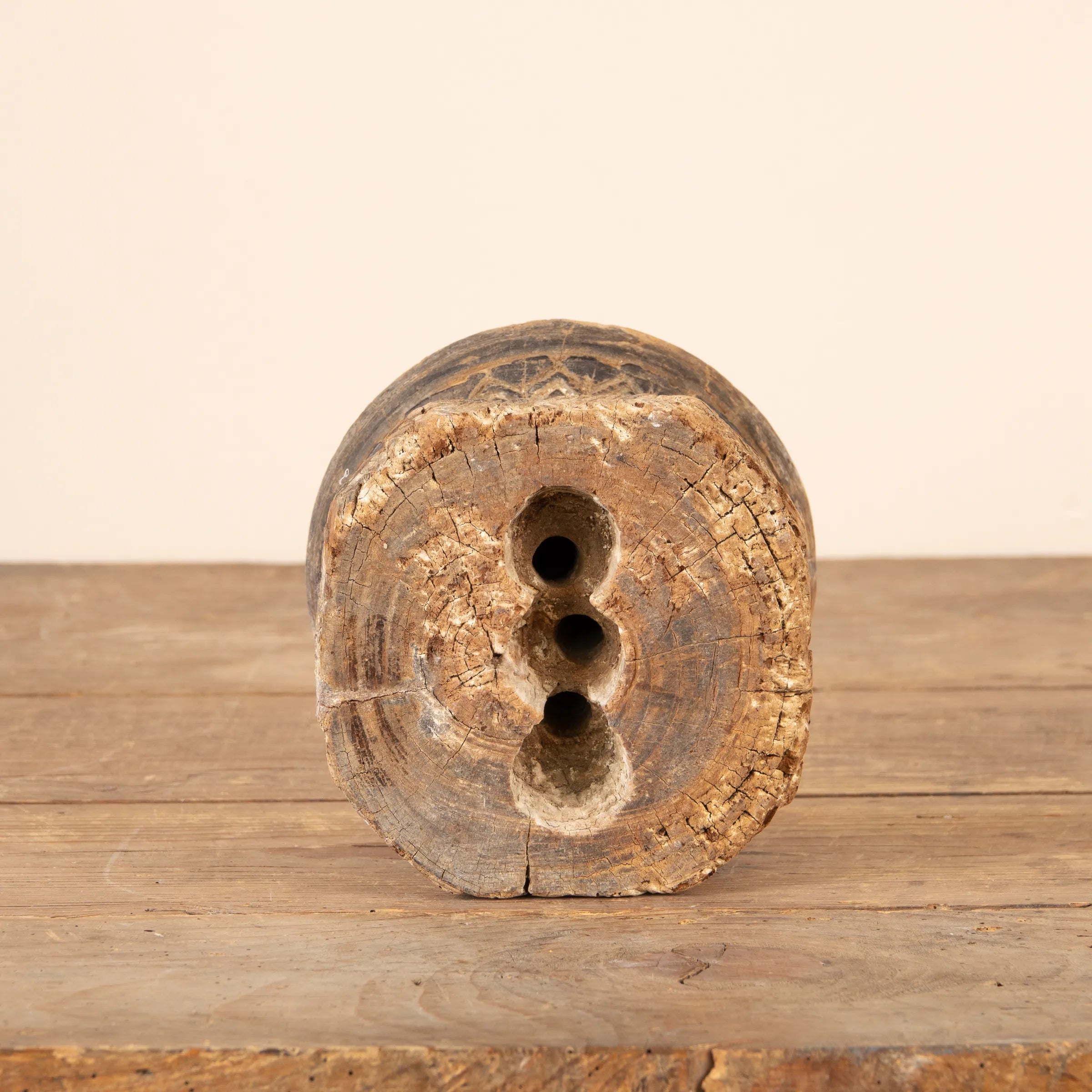 Bijani - Bougeoir en bois ancien n°44