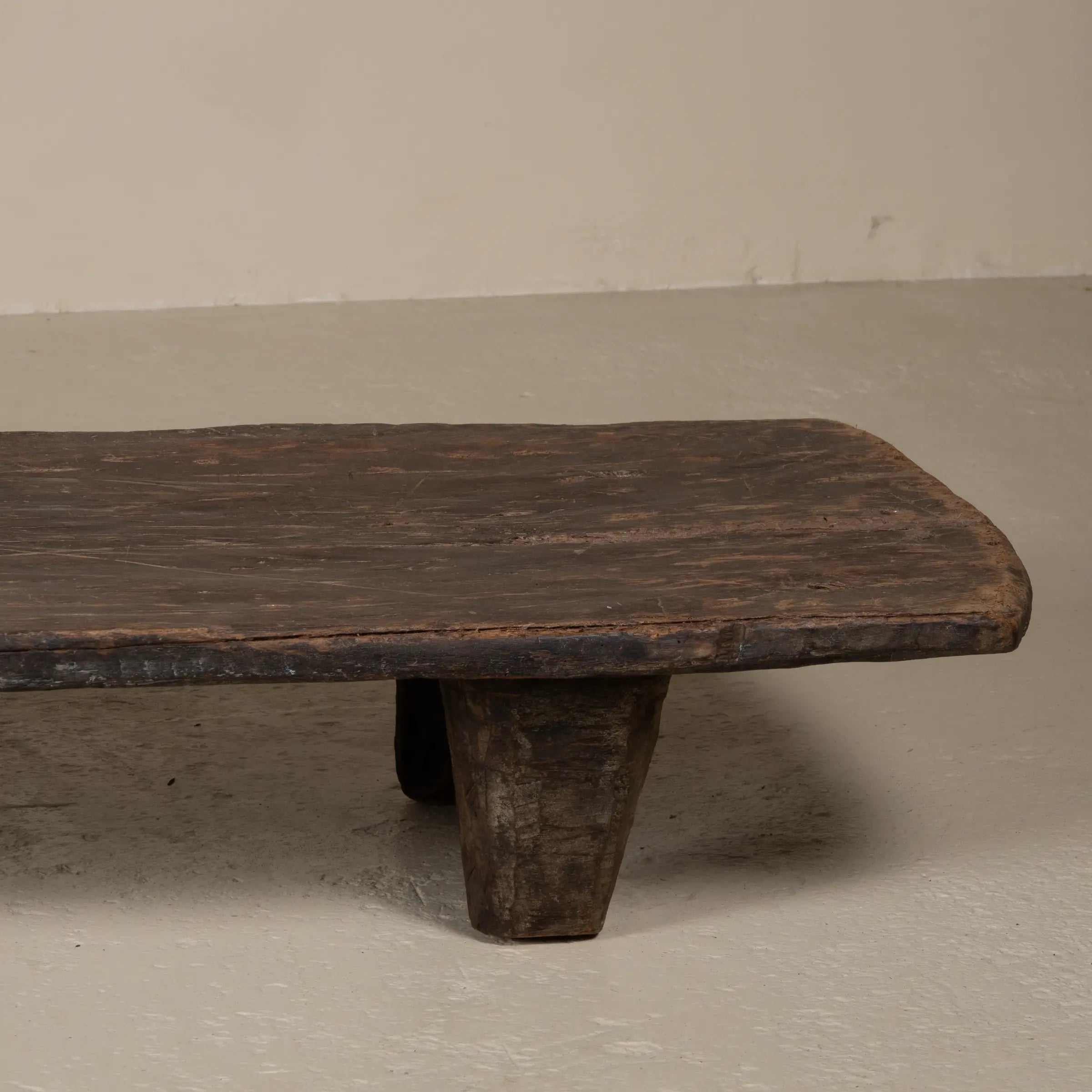 Angami - Authentique table Naga ancienne n°10