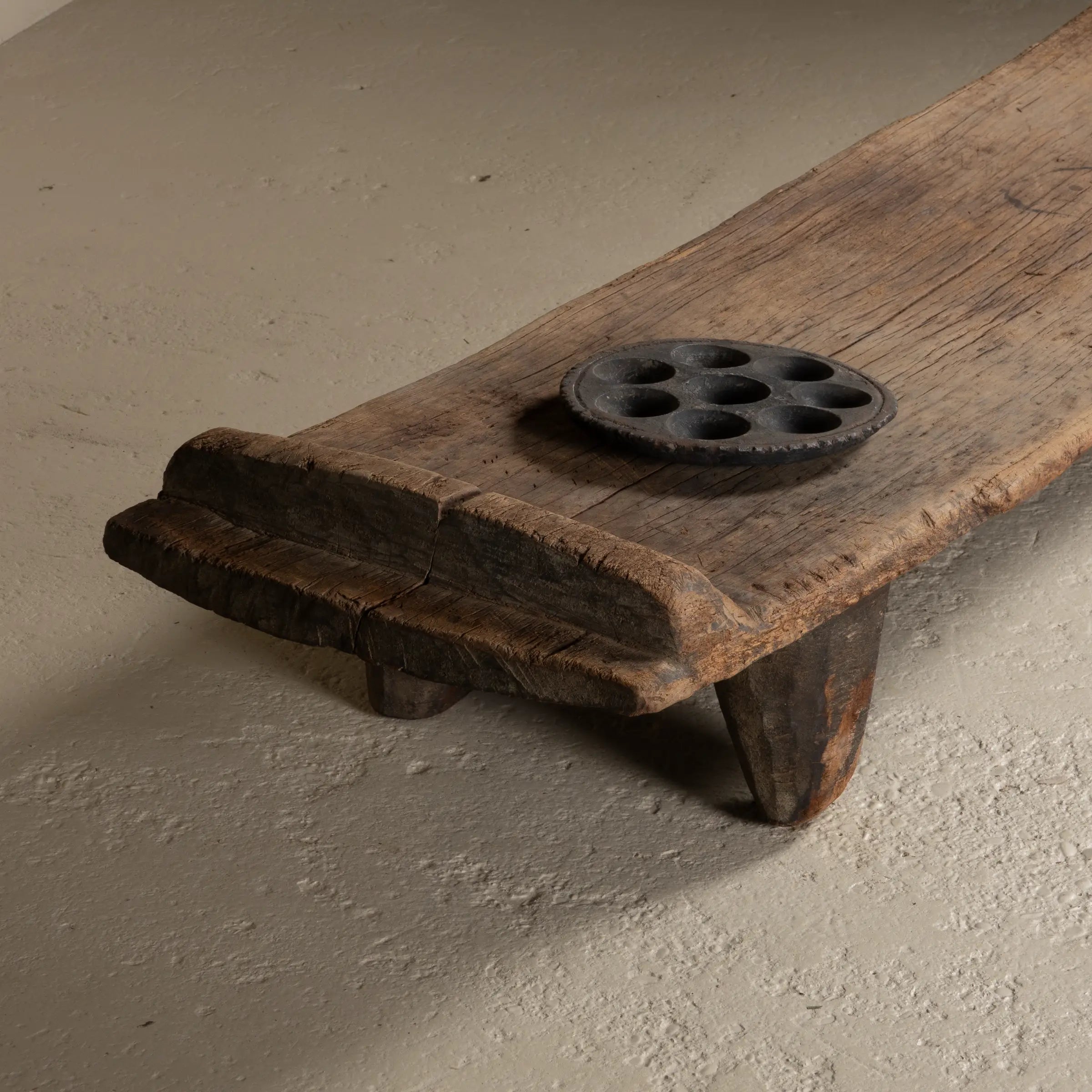 Angami - Authentique table Naga ancienne n°1