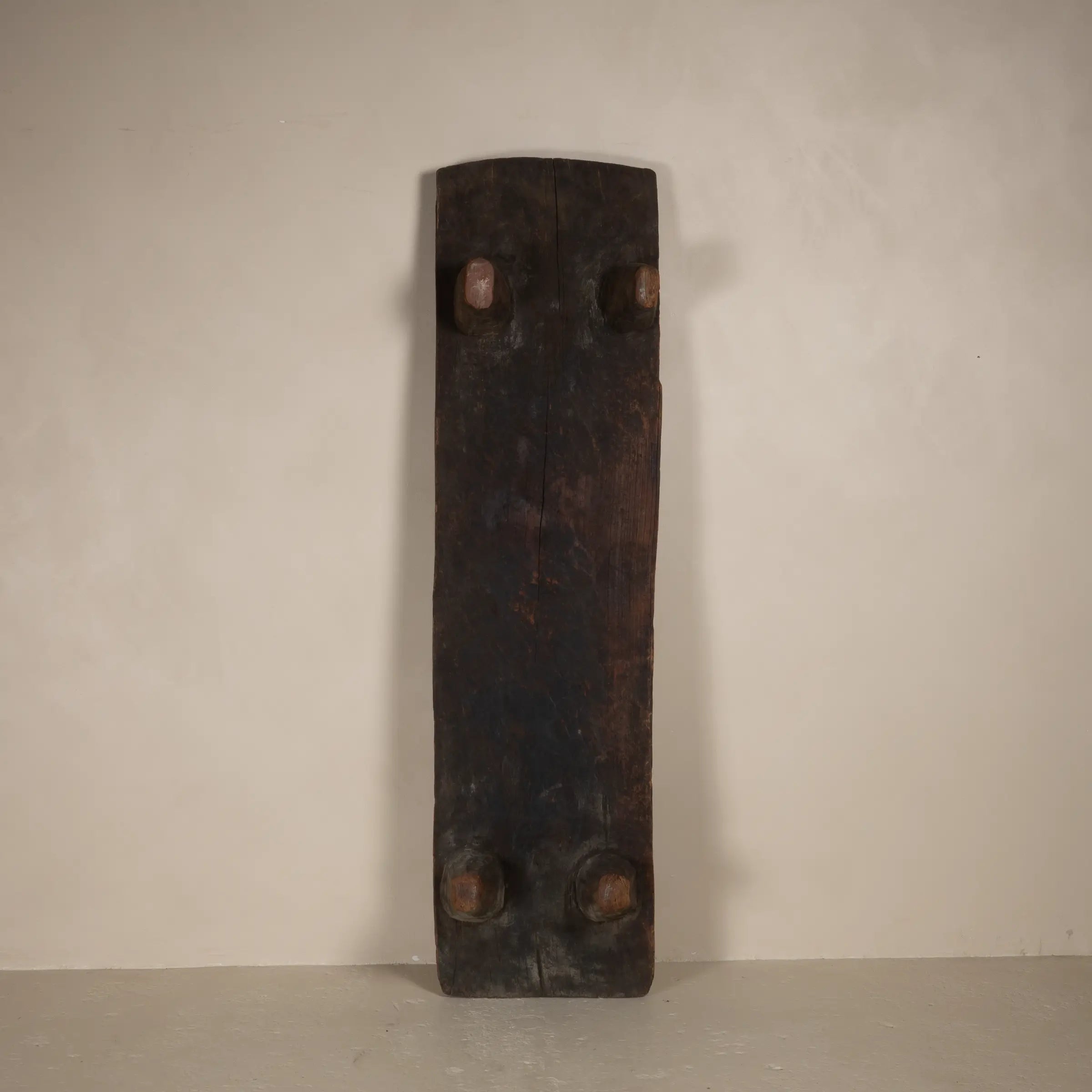 Angami - Authentique table Naga ancienne n°1