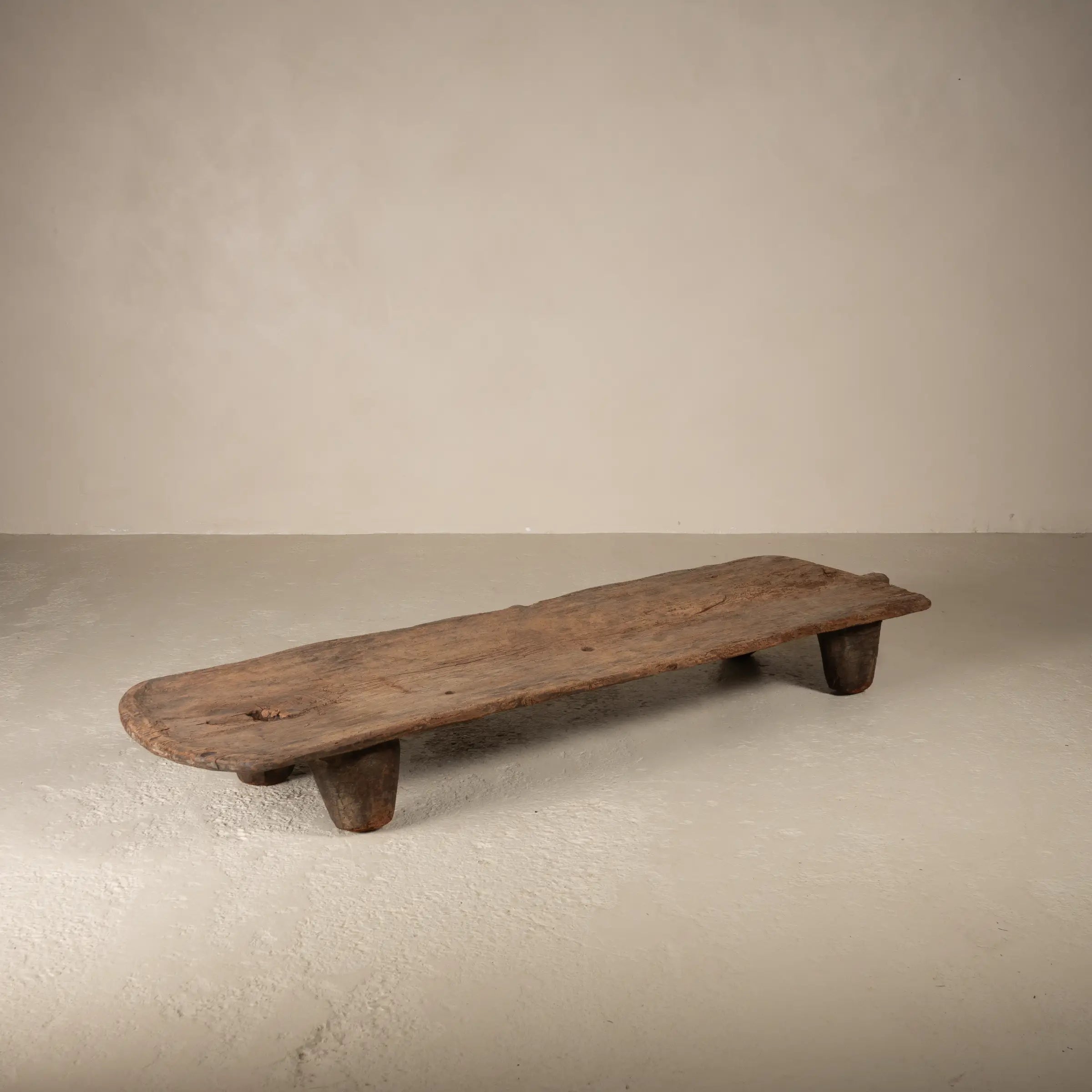 Angami - Authentique table Naga ancienne n°11