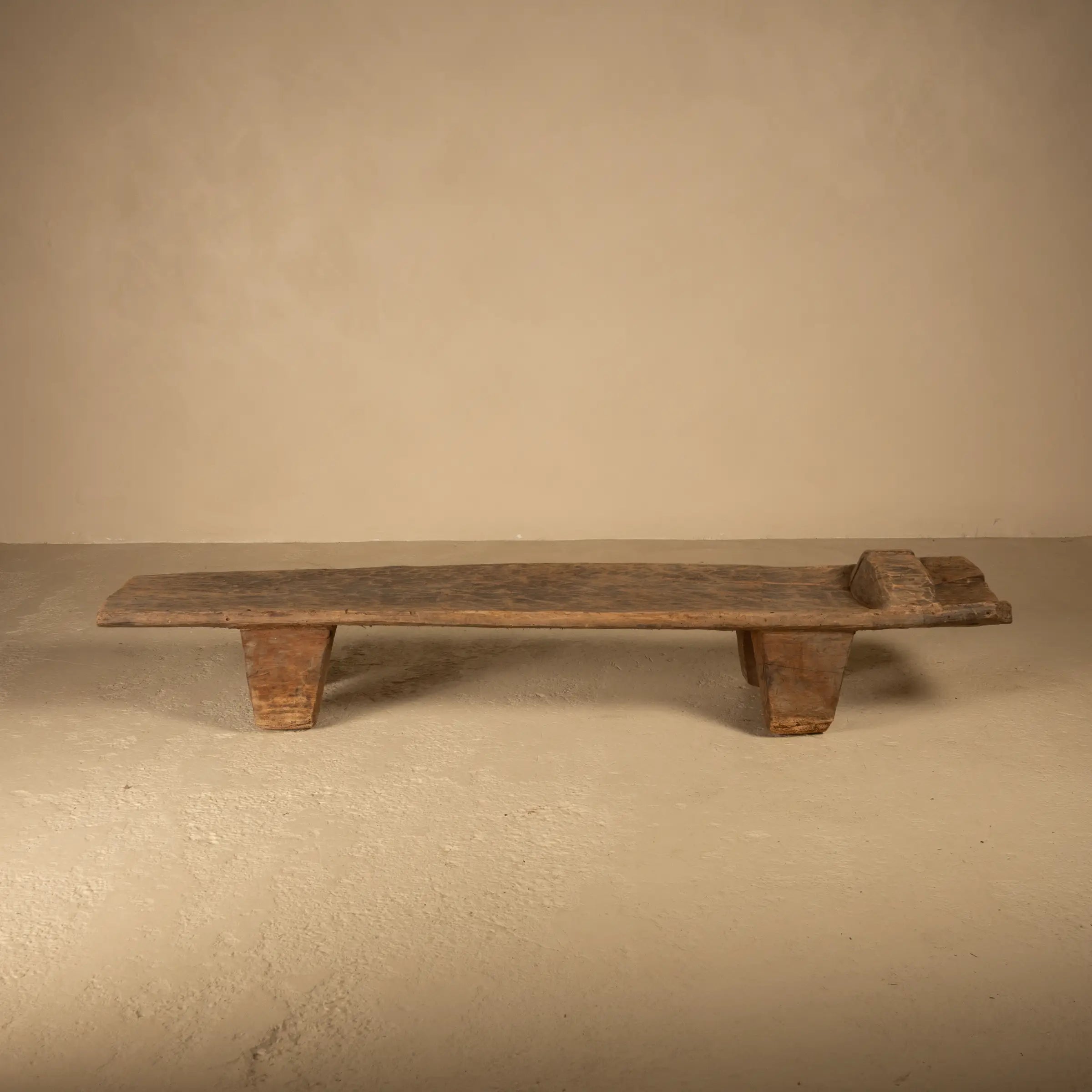 Angami - Authentique table Naga ancienne n°17