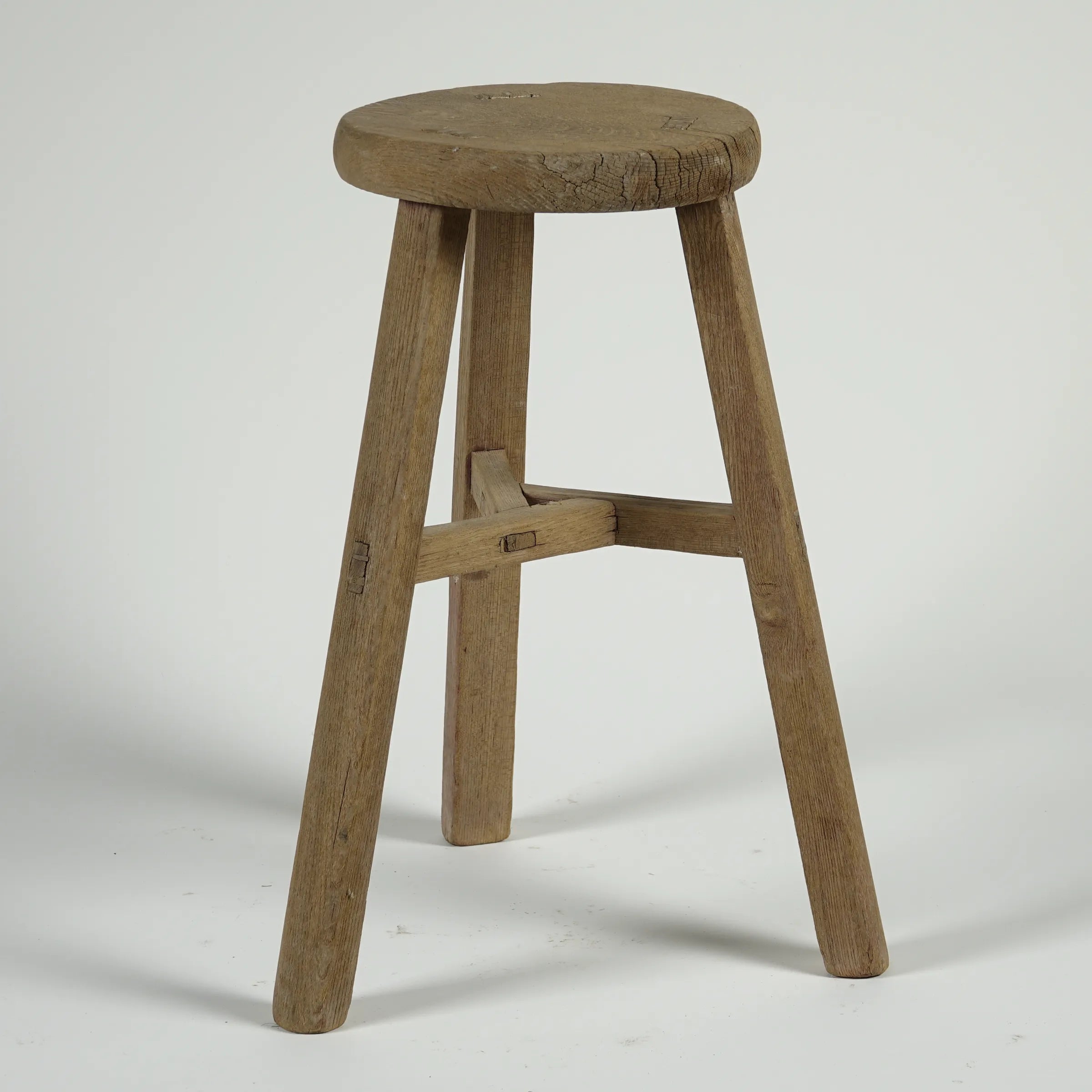 Gong - Tabouret ancien chinois en pin, assise ronde n°7