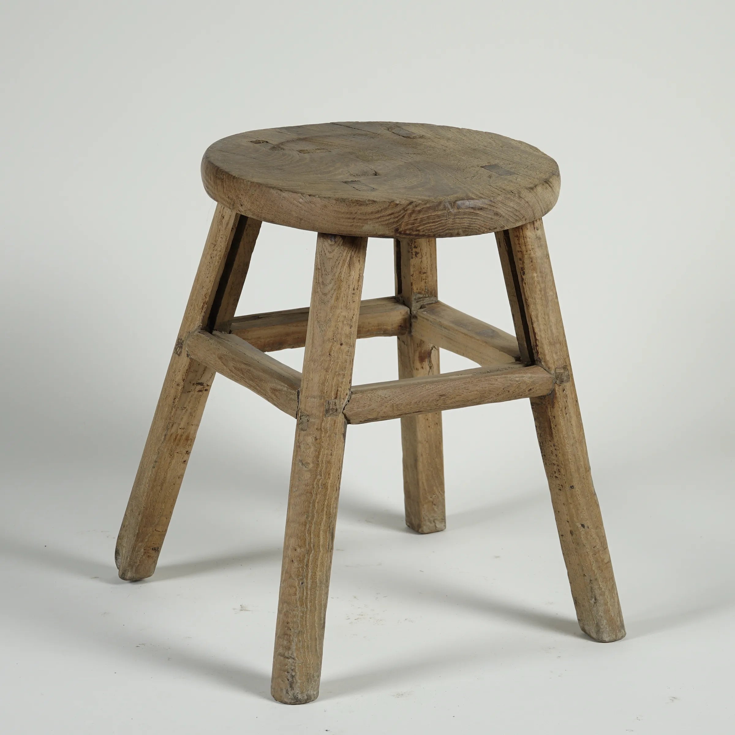 Gong - Tabouret ancien chinois en orme, assise ronde n°8