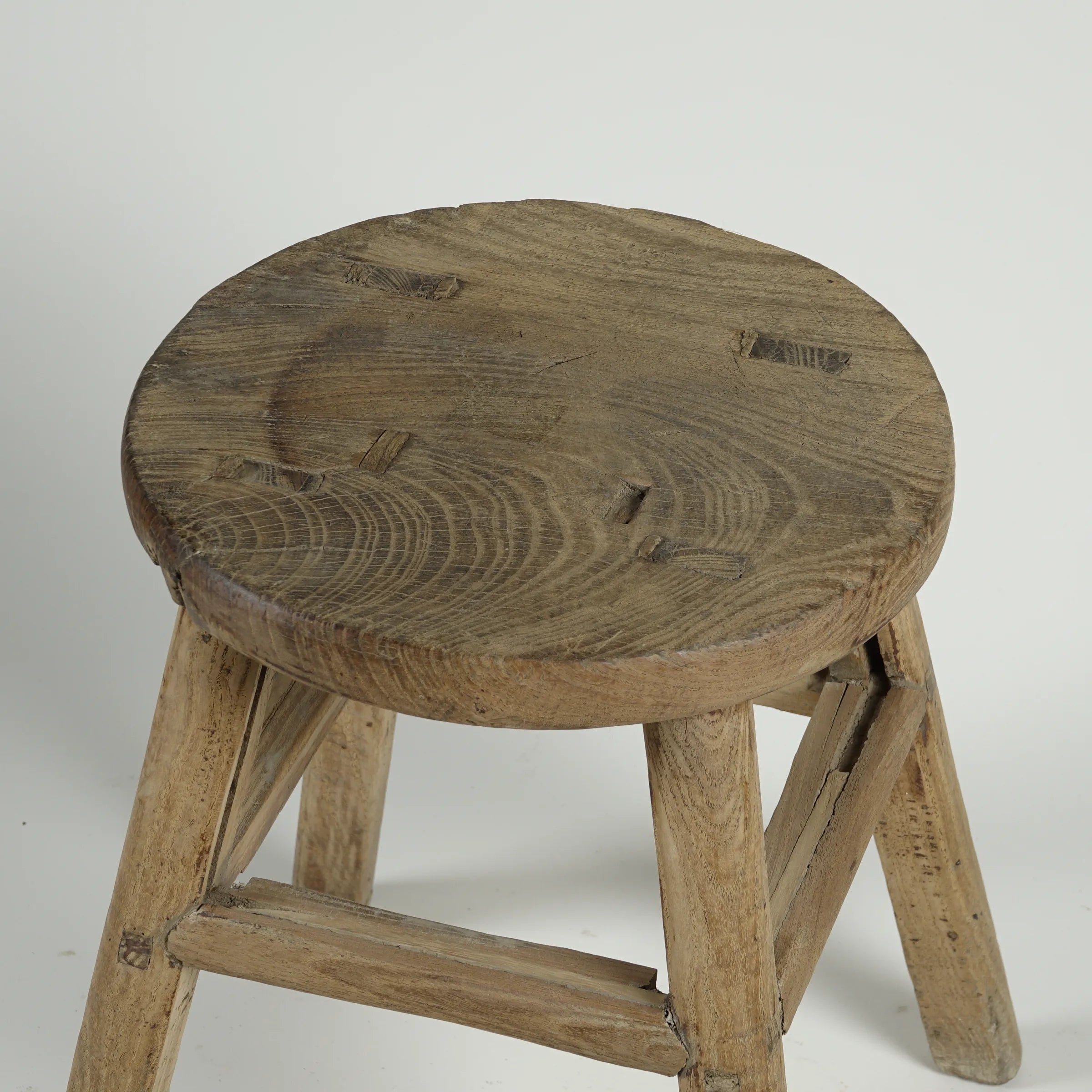 Gong - Tabouret ancien chinois en orme, assise ronde n°8