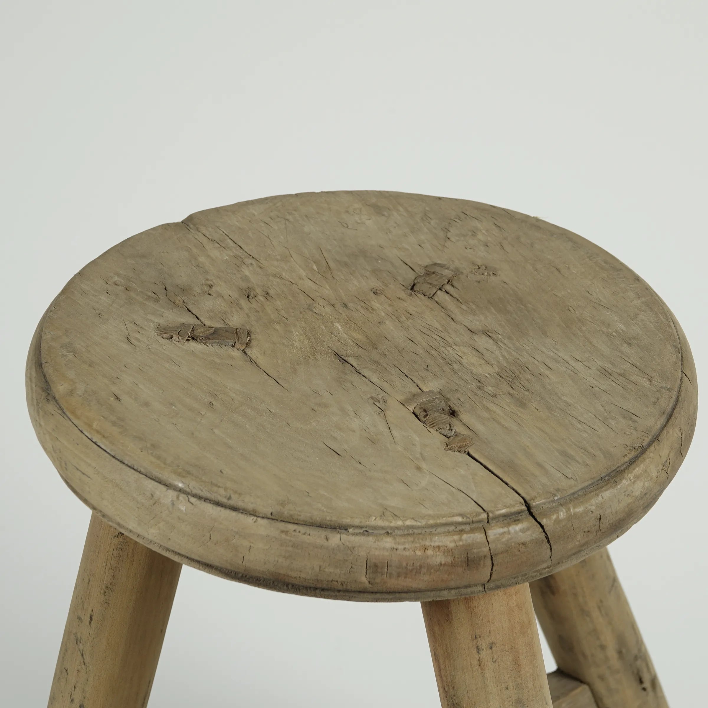 Gong - Tabouret ancien chinois en orme, assise ronde n°10