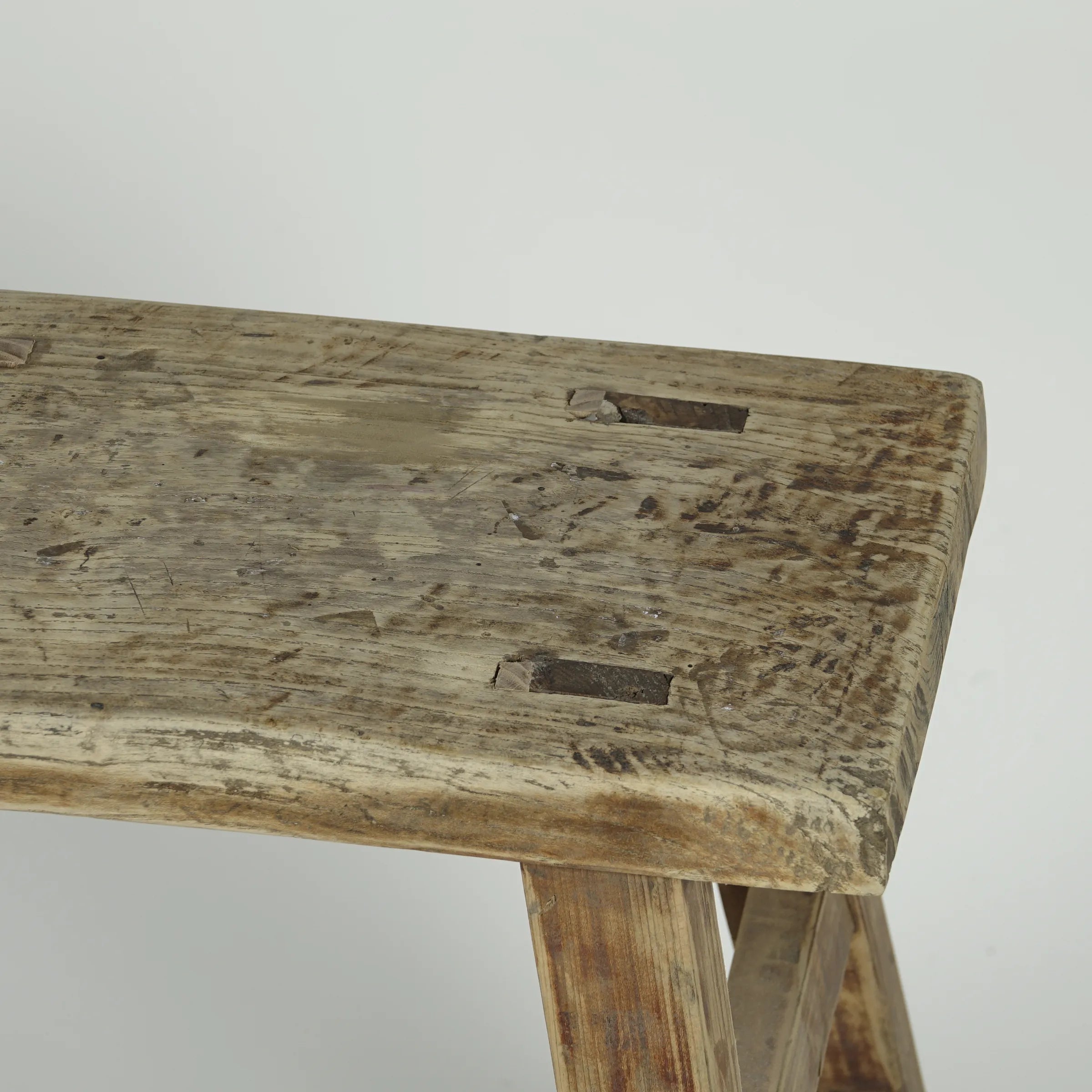Zao - Tabouret rectangulaire en orme ancien n°6