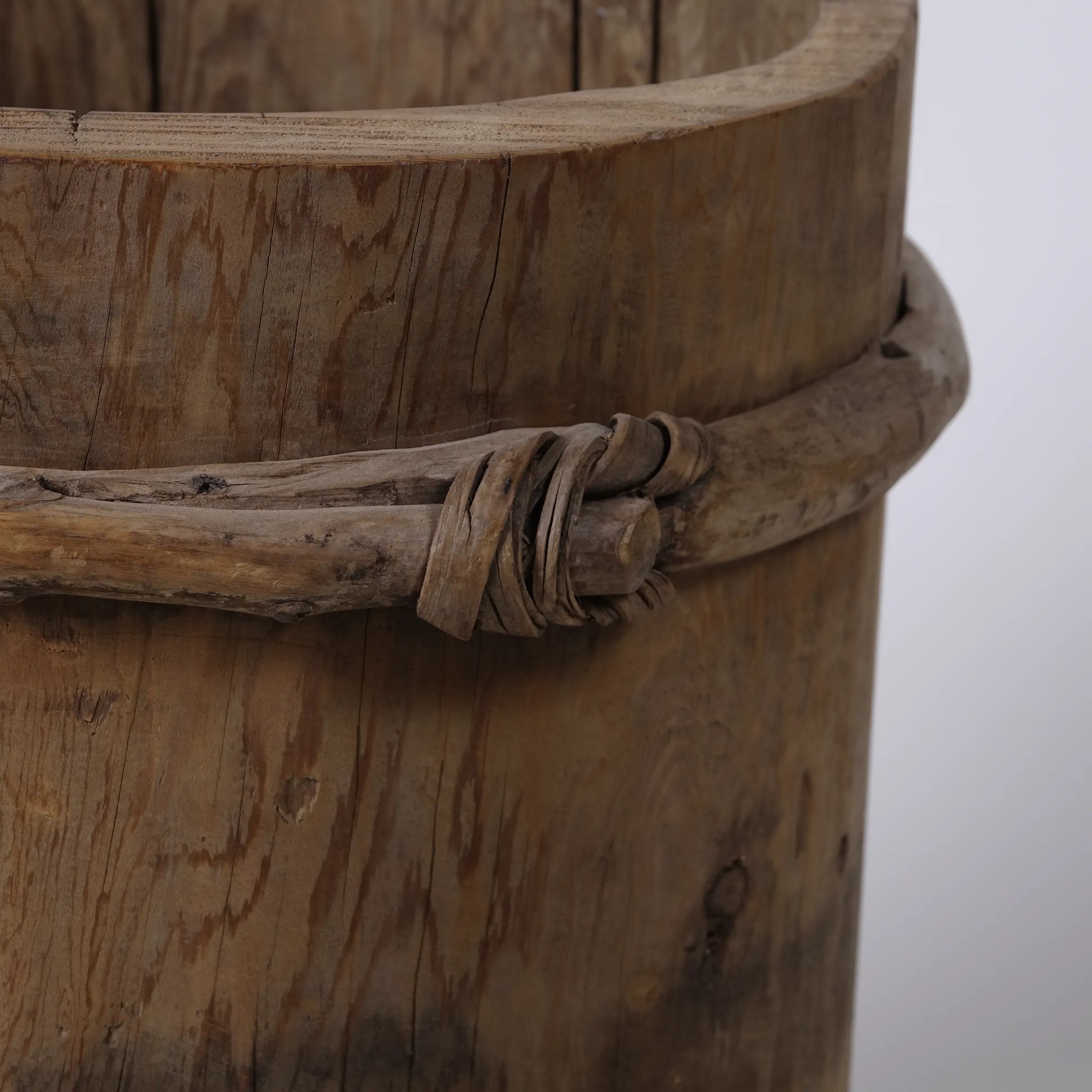 Shilou - Seau ancien en saule et pin n°1