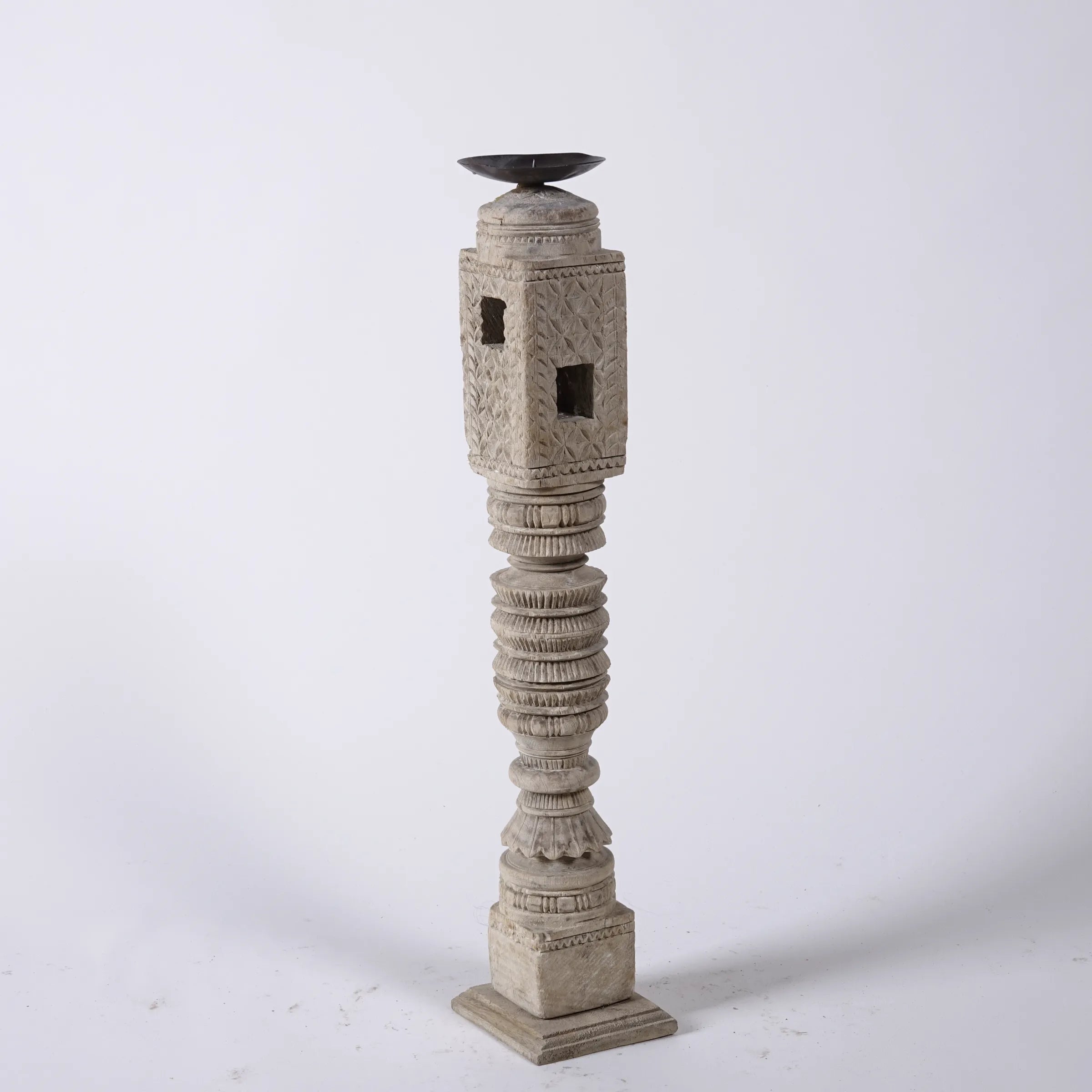 Rajvansh - Bougeoir en bois n°3