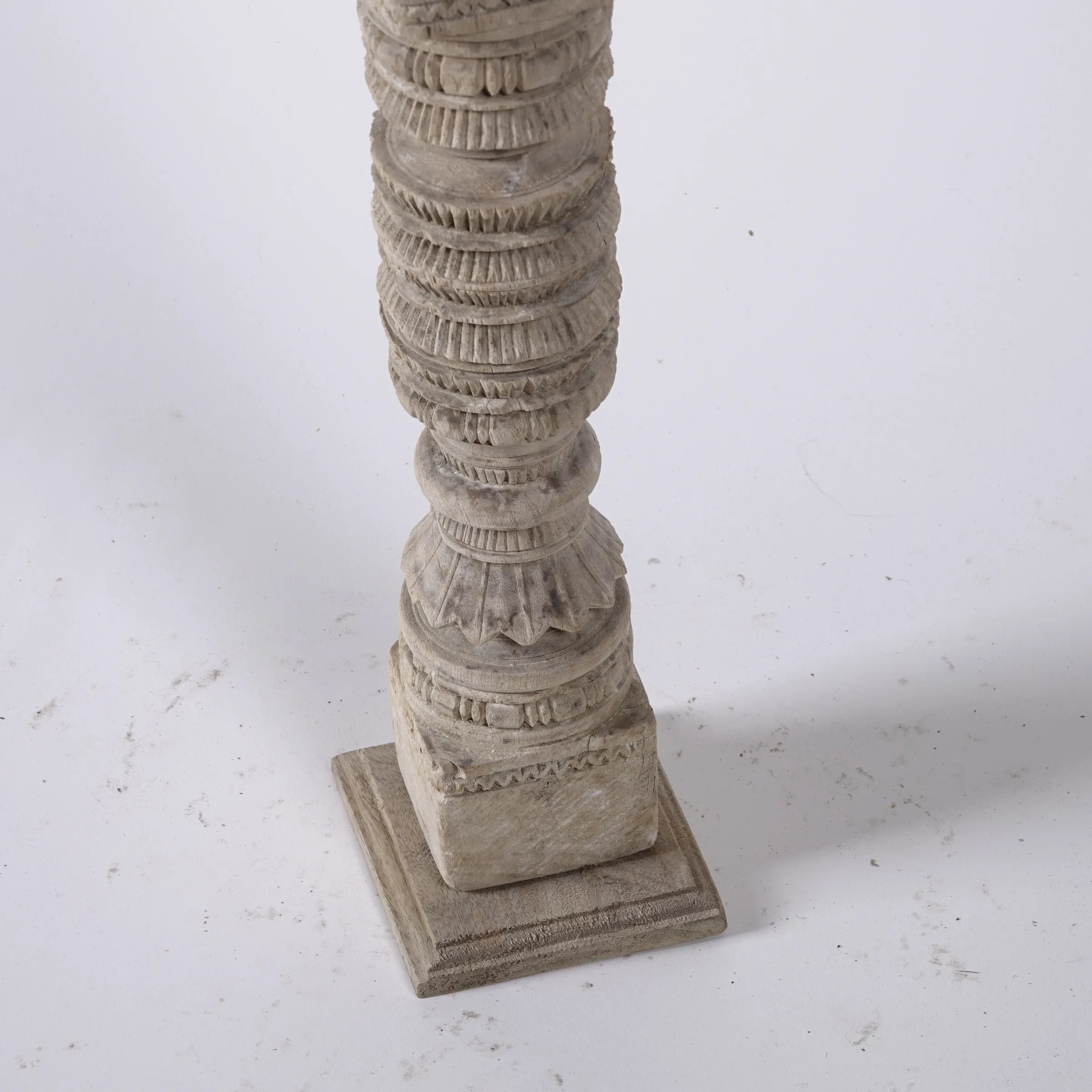 Rajvansh - Bougeoir en bois n°3