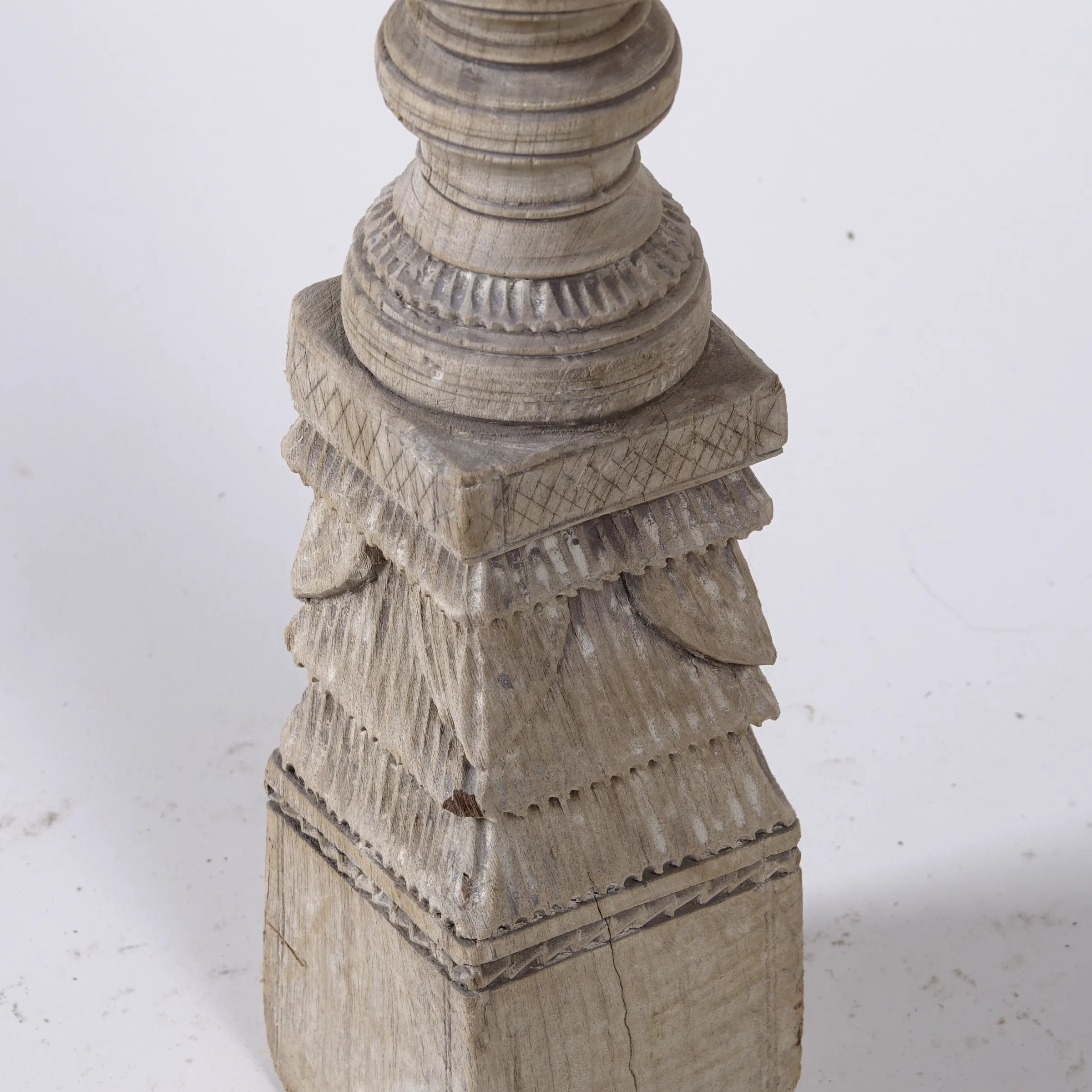 Raas - Bougeoir en bois n°1