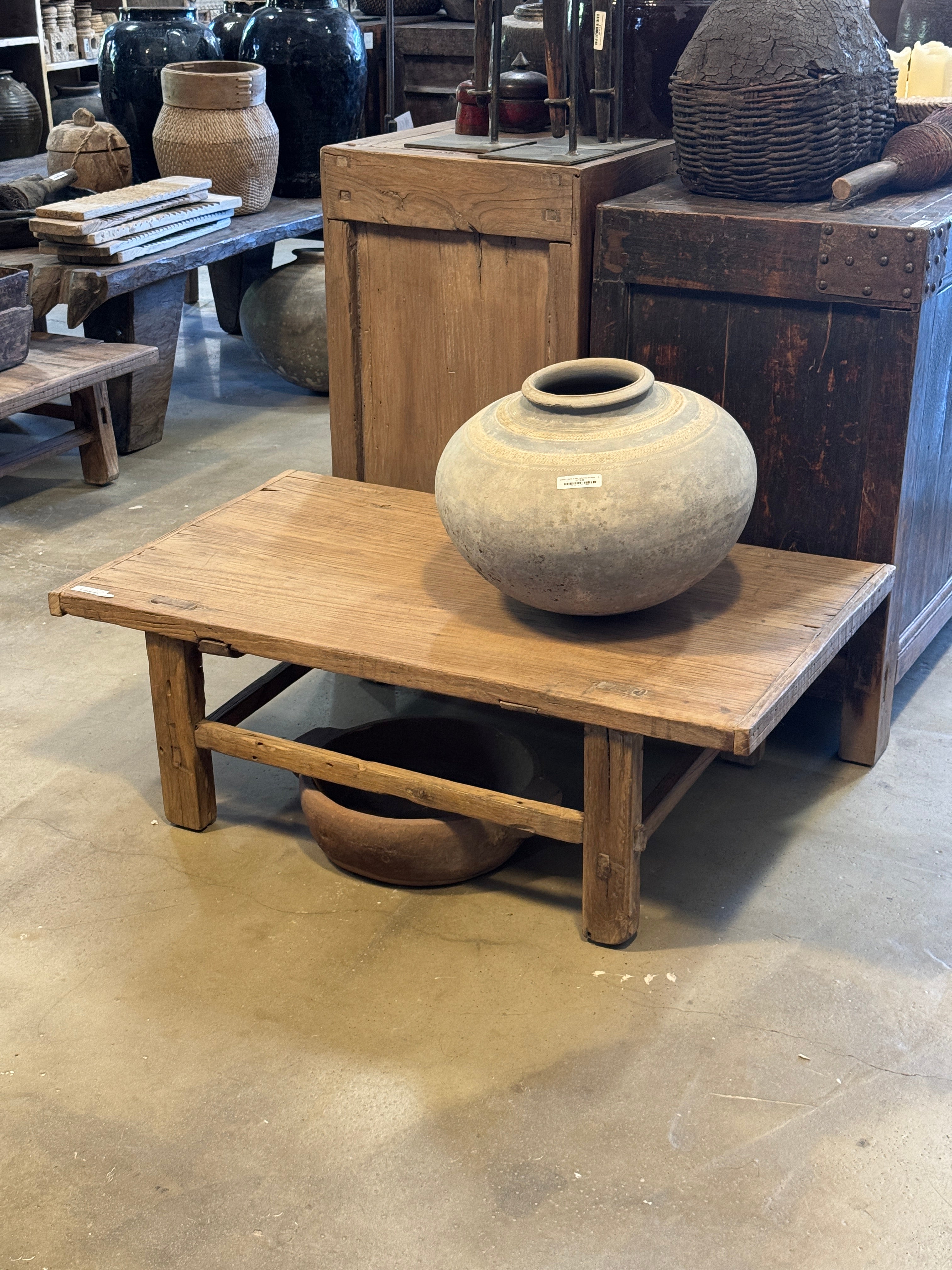 Taigu - Table basse ancienne en orme n°4