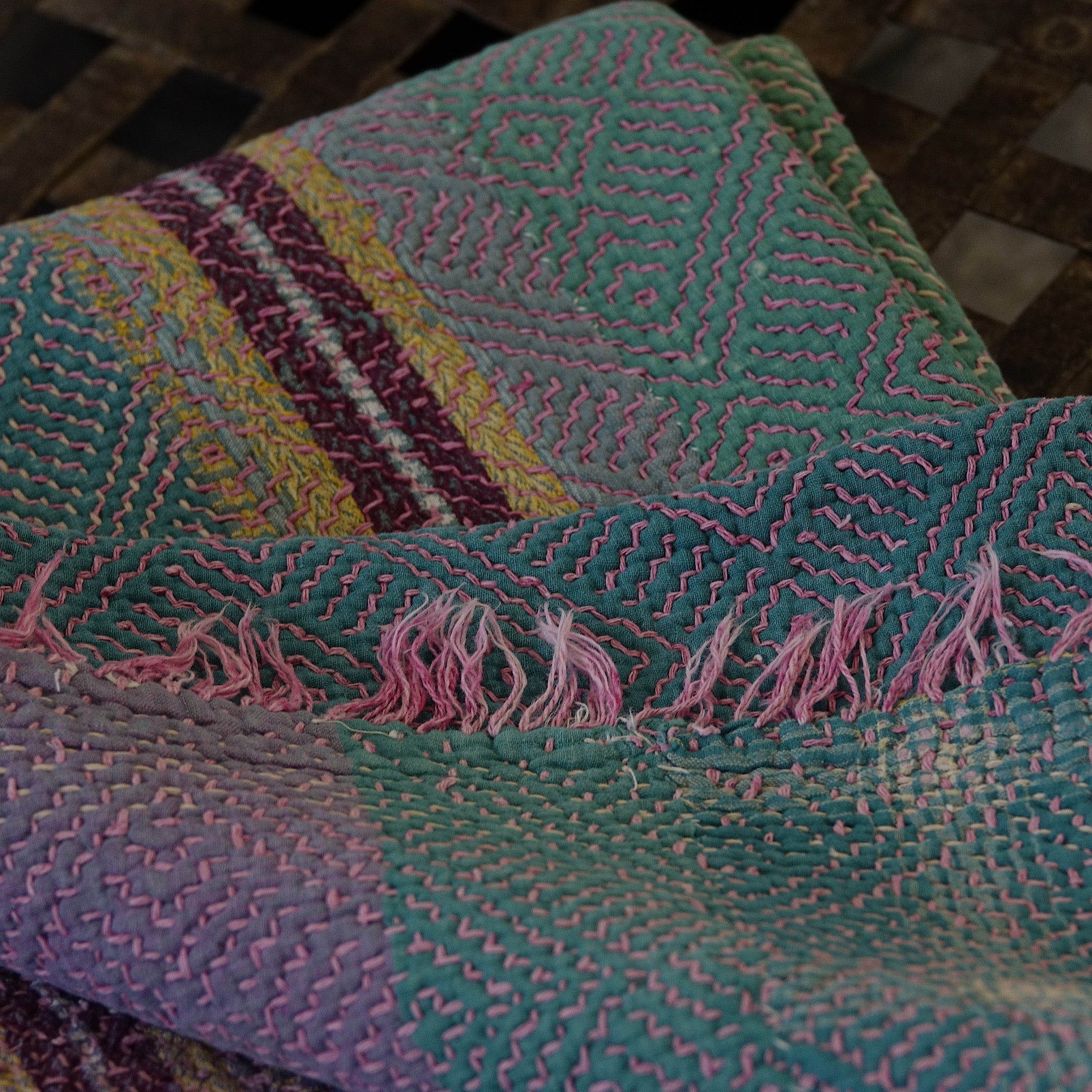 Kantha - Couvre-lit ancien fait-main n°9