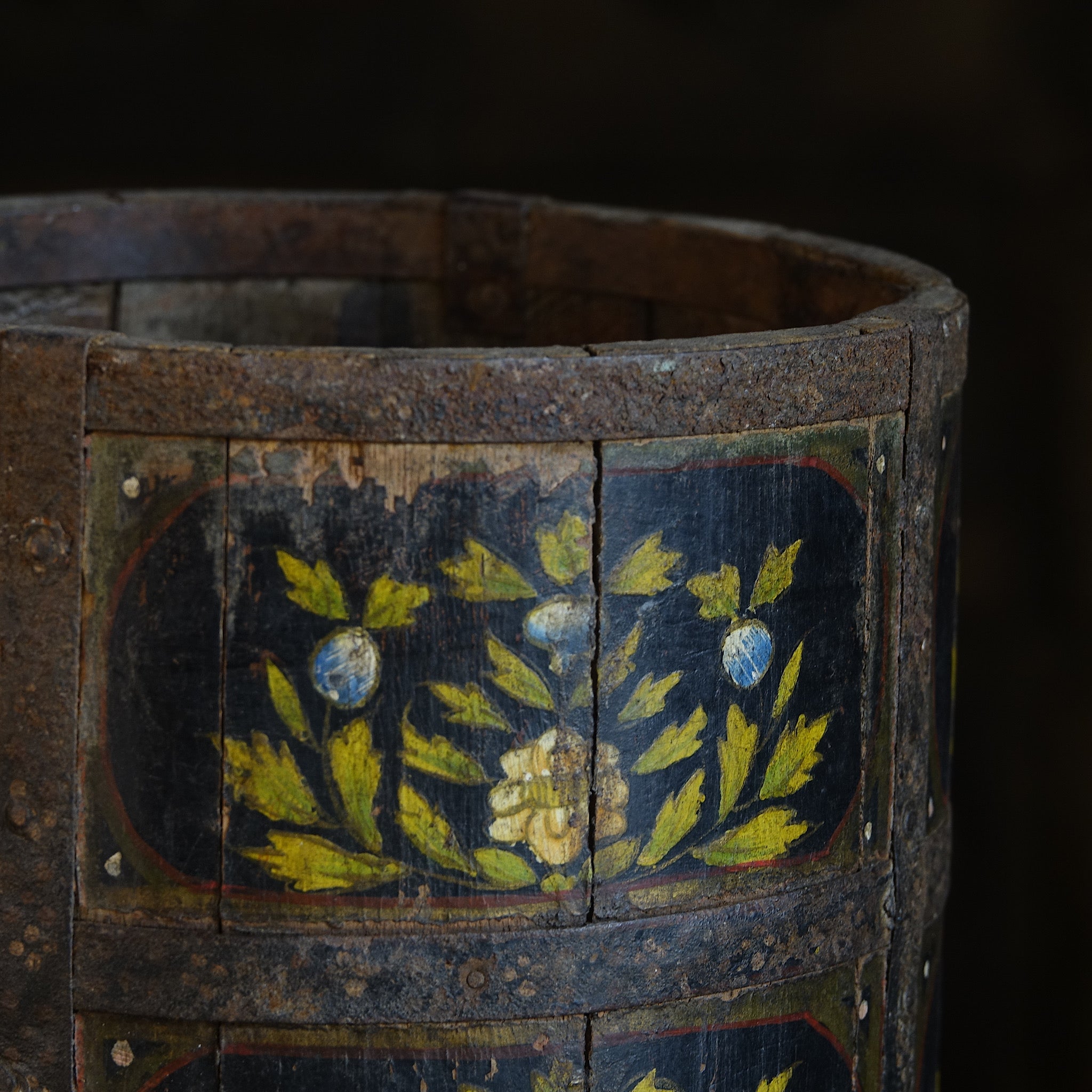 Pyala - Pot ancien en bois peint à la main n°10