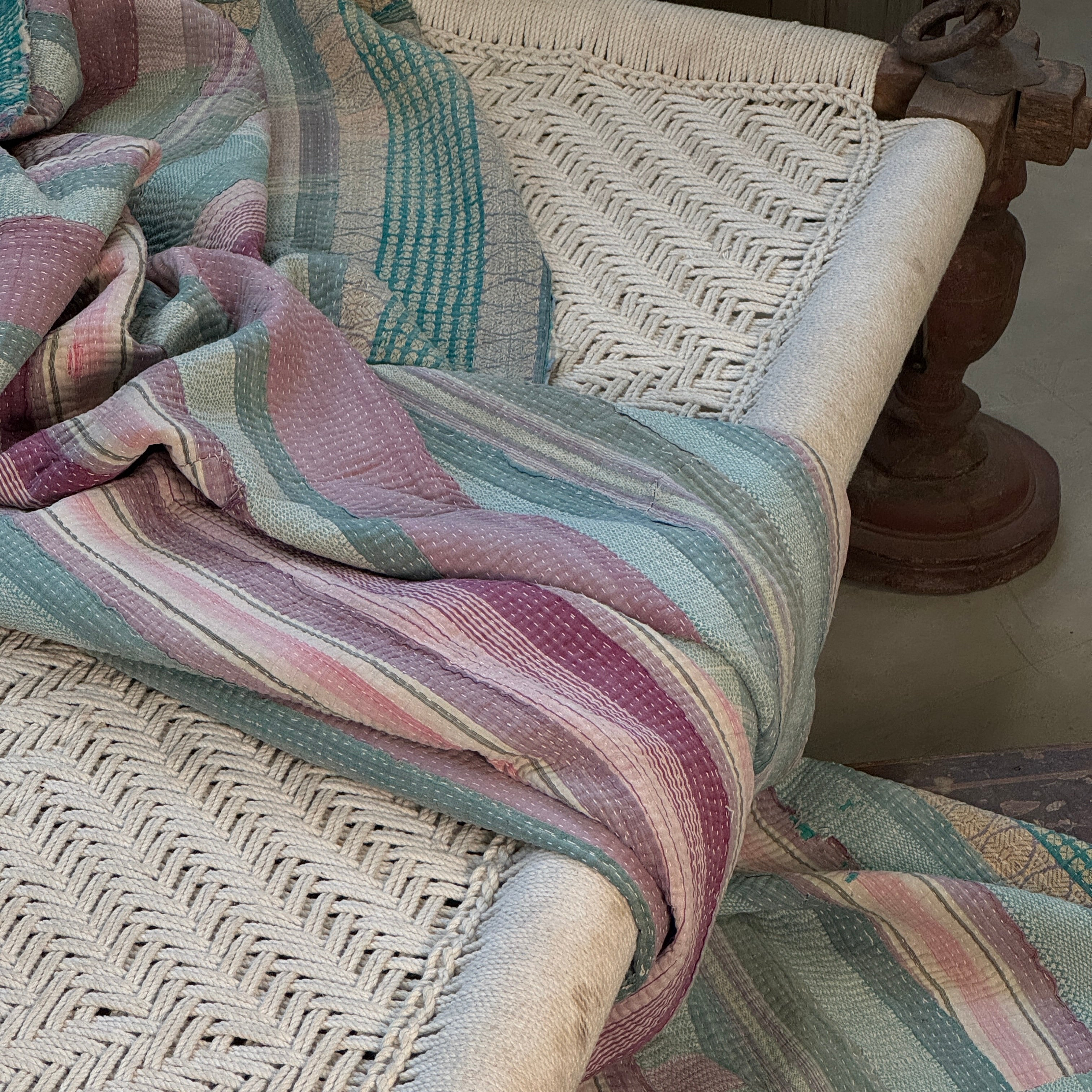 Kantha - Couvre-lit ancien fait-main n°1