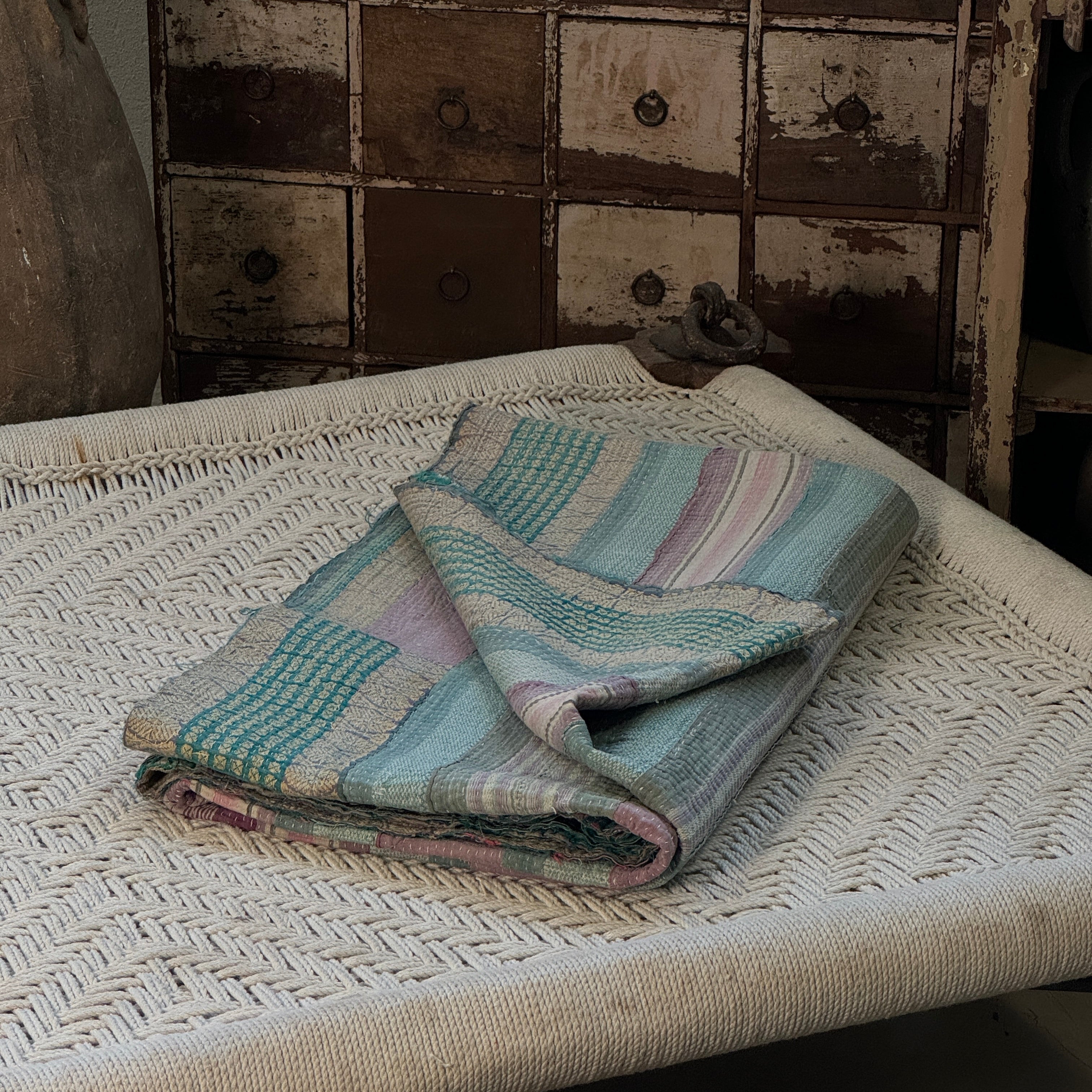 Kantha - Couvre-lit ancien fait-main n°1