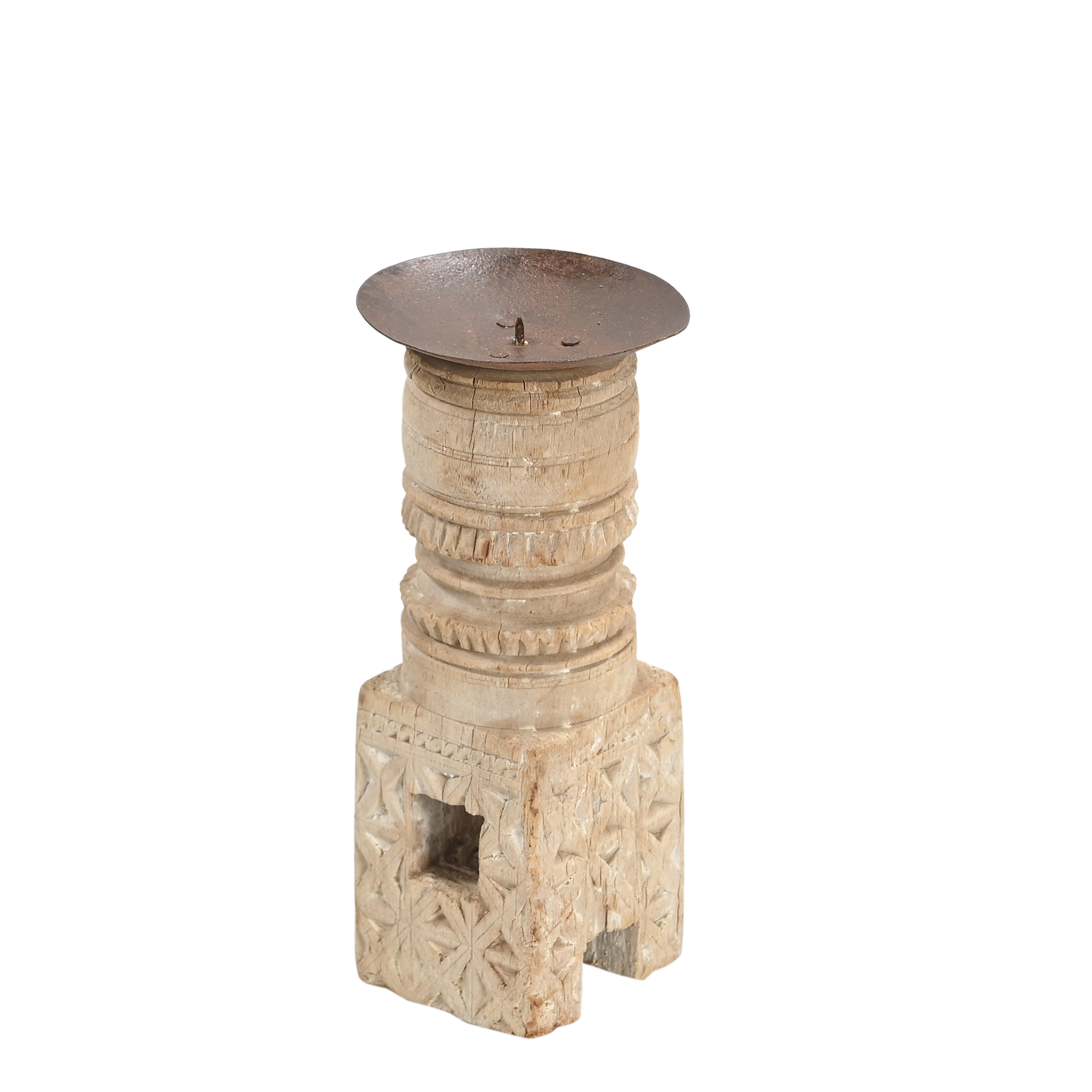 Momabatti - Bougeoir en bois clair sculpté nº133