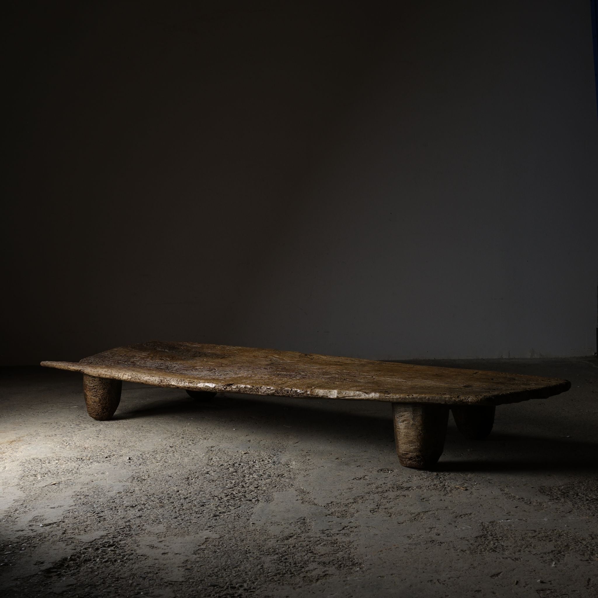 Angami - Authentique table Naga ancienne n°13