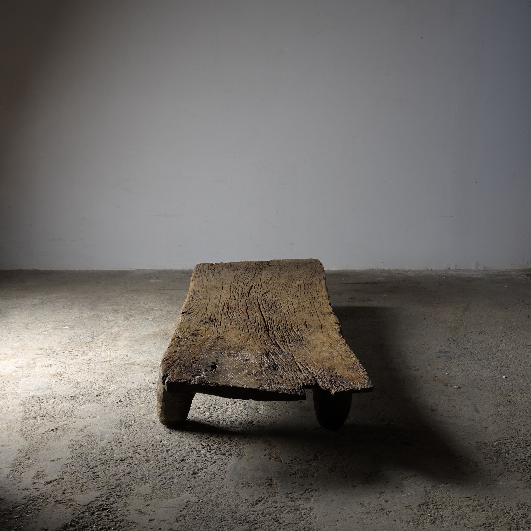 Angami - Authentique table Naga ancienne n°13