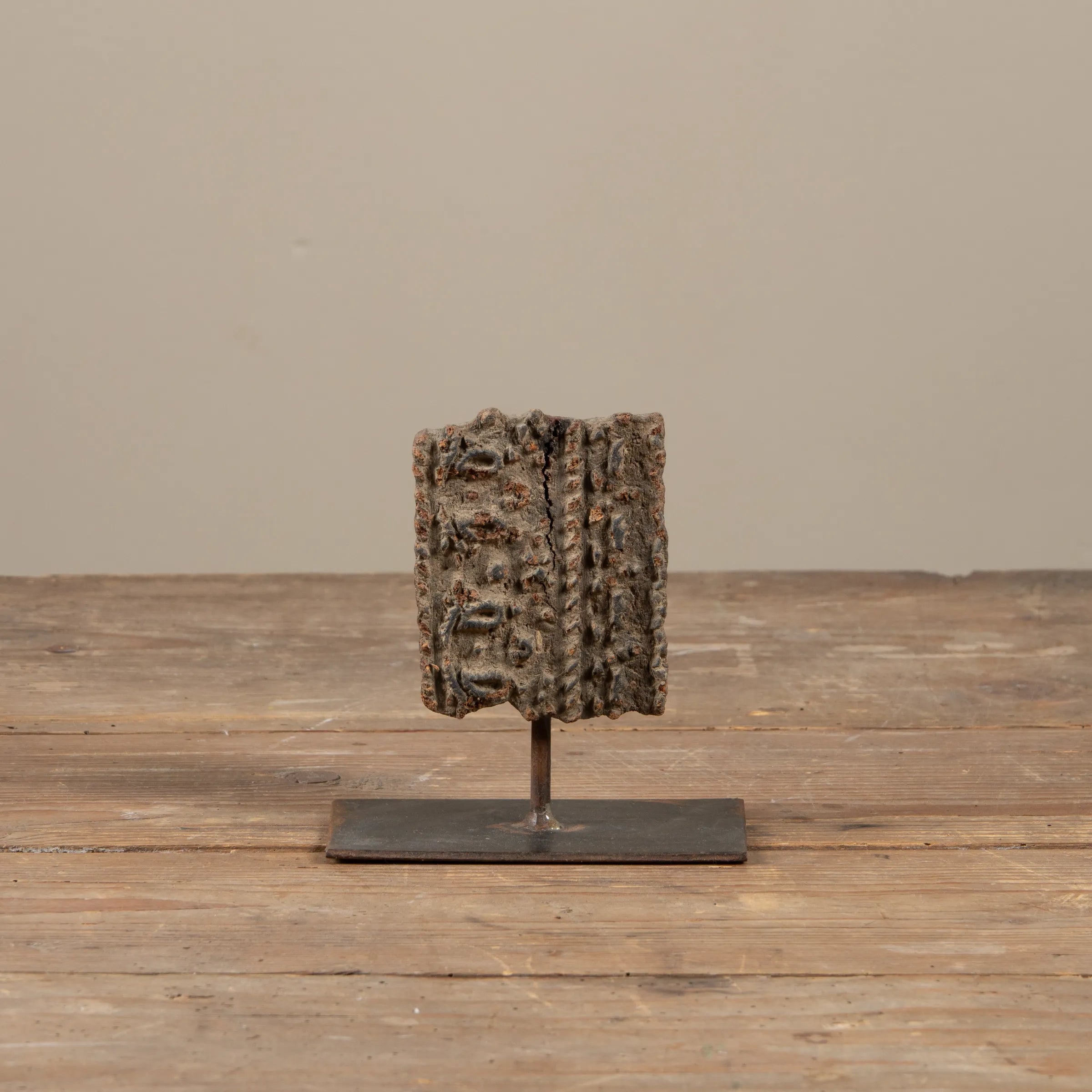 Lakdi - Ancien tampon de blockprint sur pied n°19
