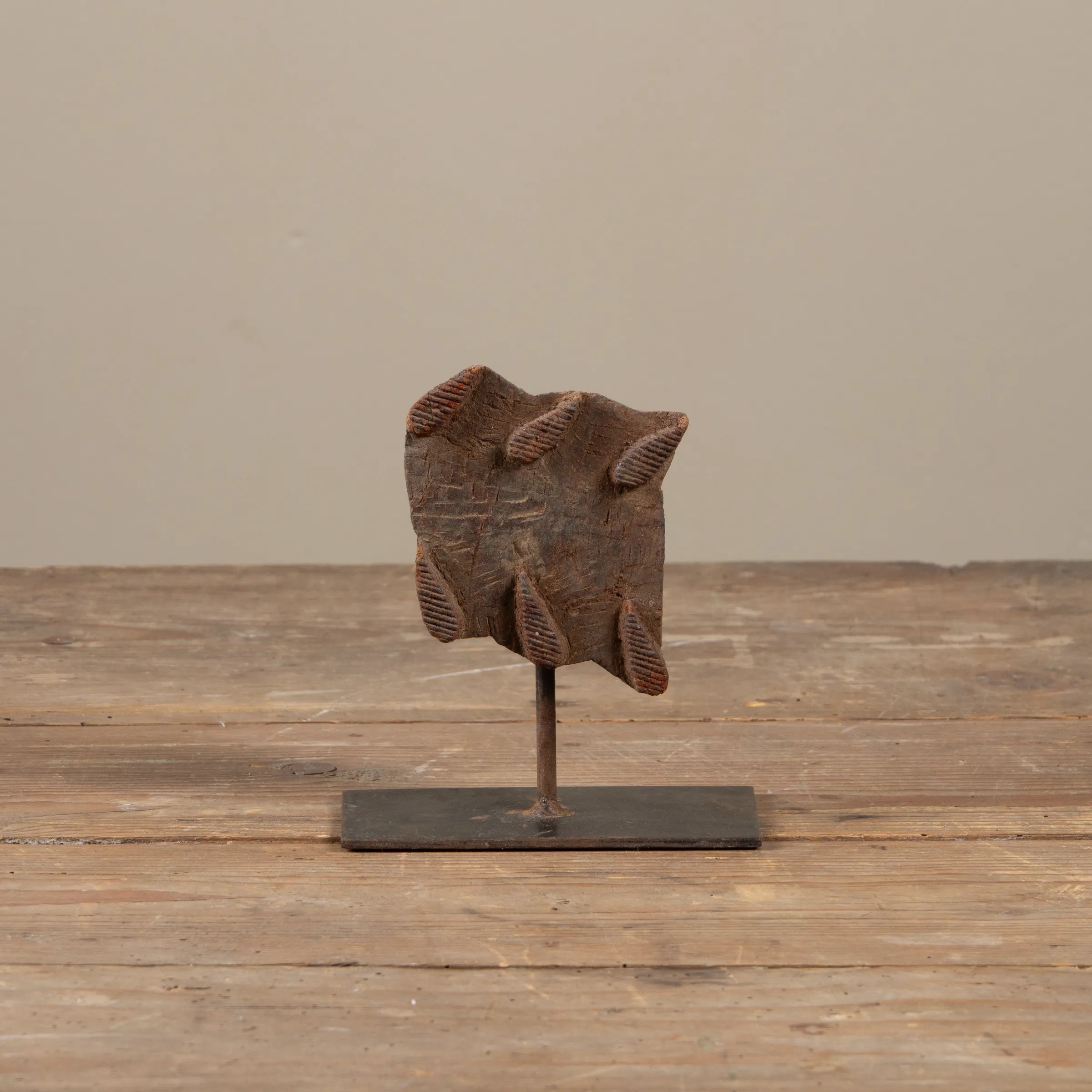 Lakdi - Ancien tampon de blockprint sur pied n°22
