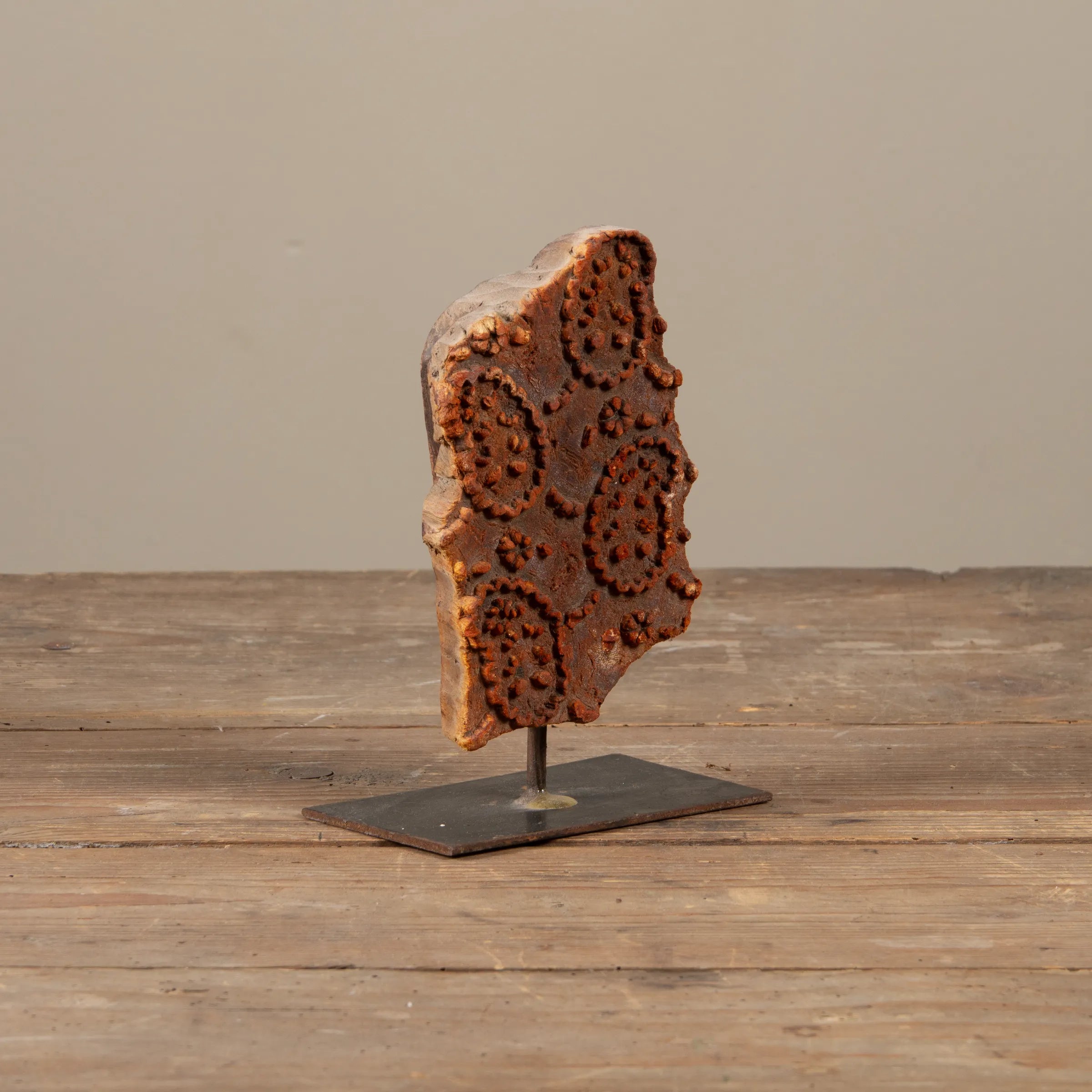 Lakdi - Ancien tampon de blockprint sur pied n°32
