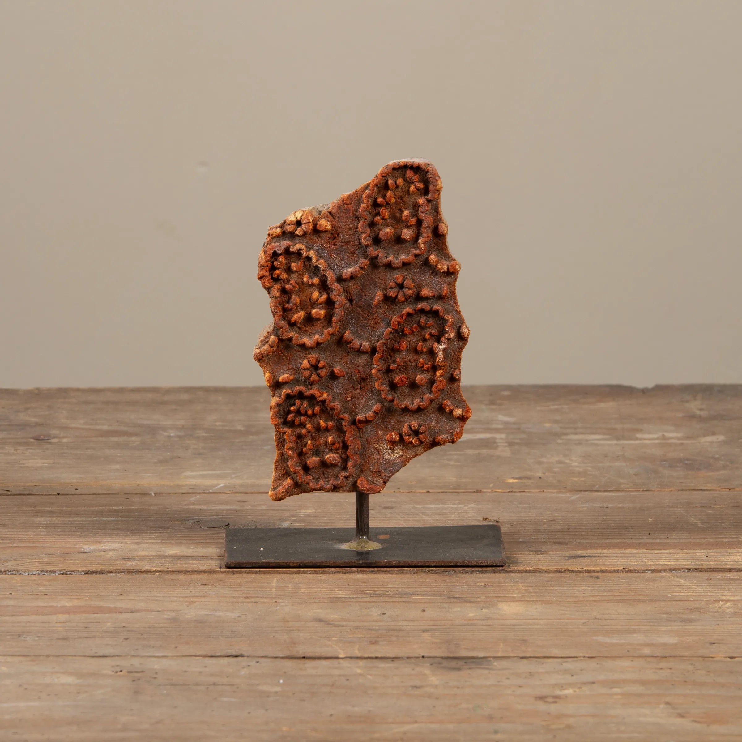 Lakdi - Ancien tampon de blockprint sur pied n°32