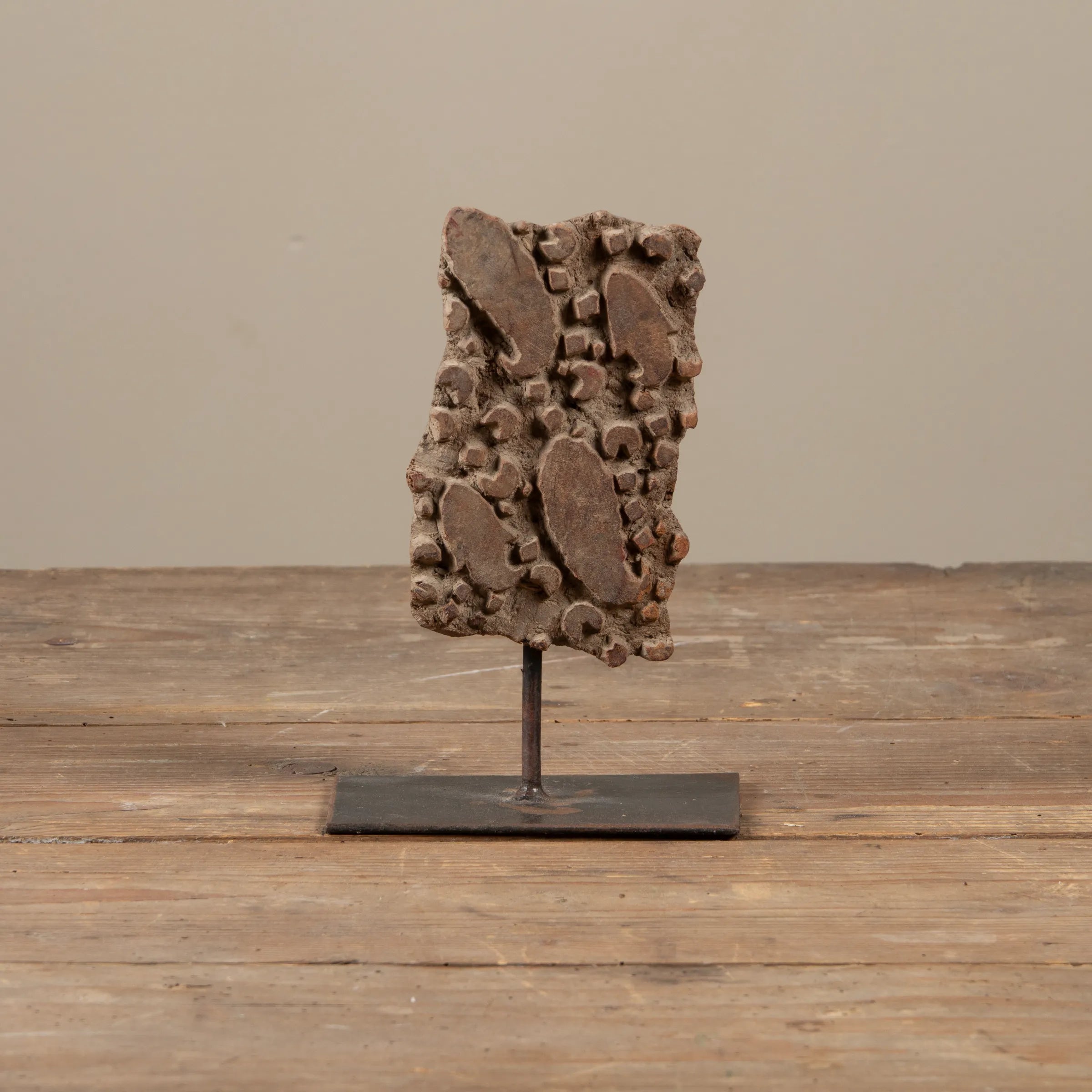 Lakdi - Ancien tampon de blockprint sur pied n°36