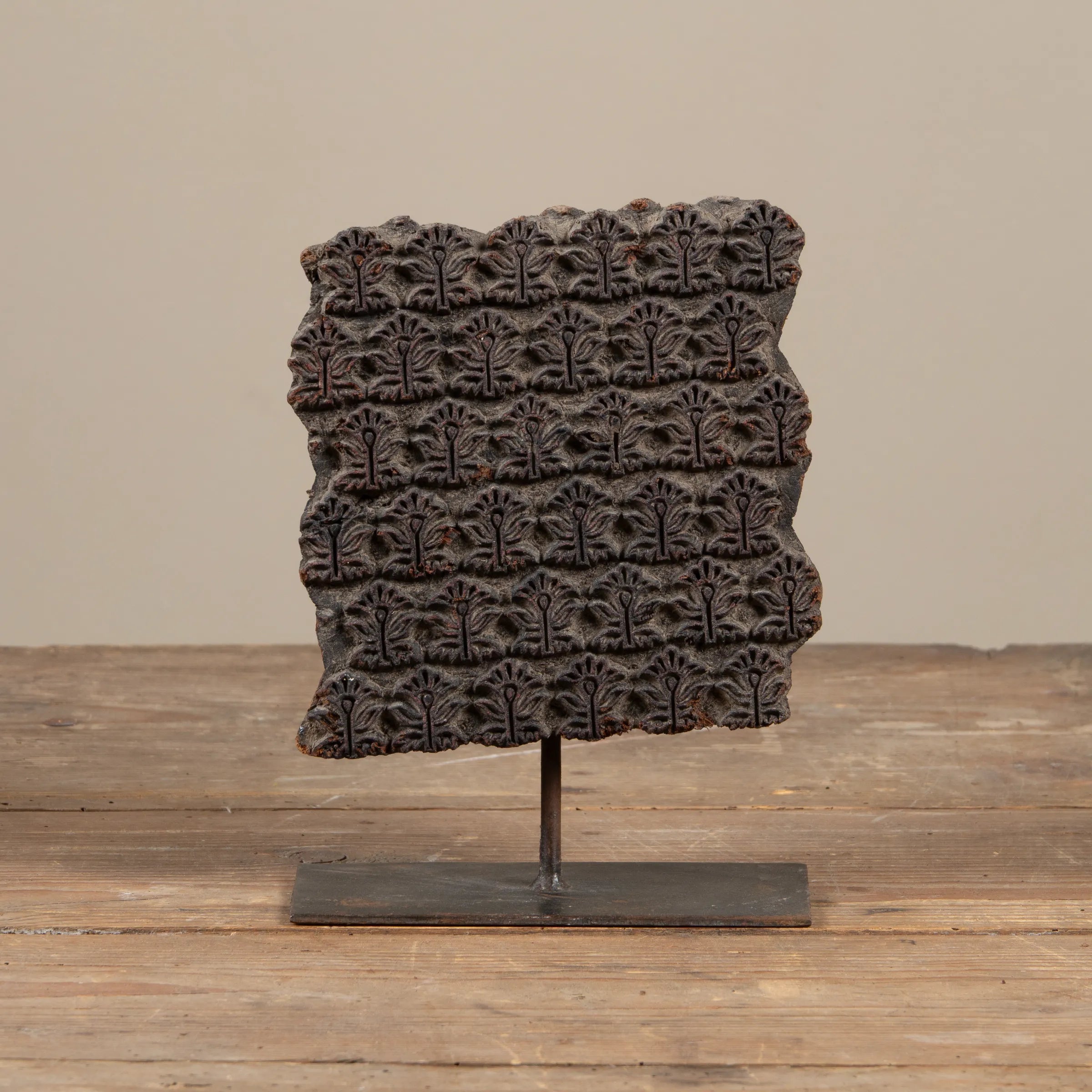 Lakdi - Ancien tampon de blockprint sur pied n°51