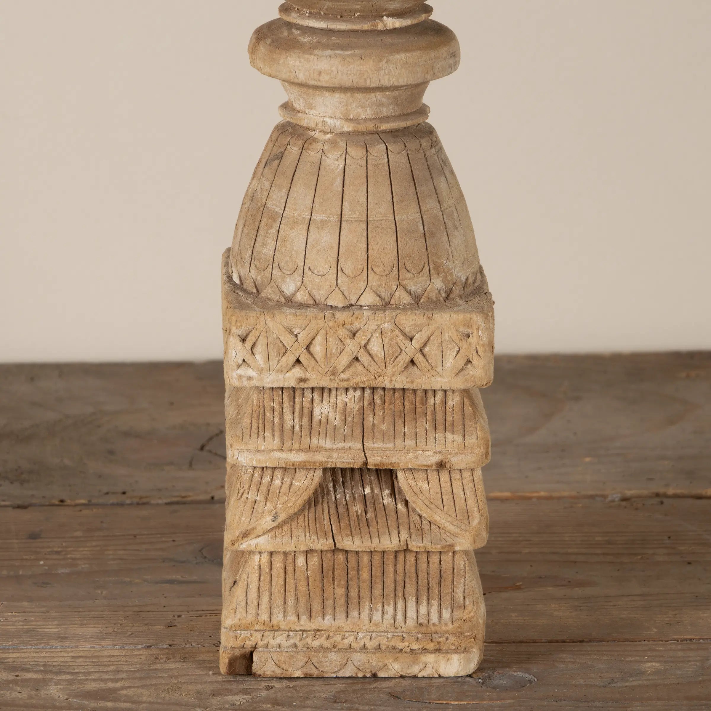 Diya - Bougeoir en bois n°2