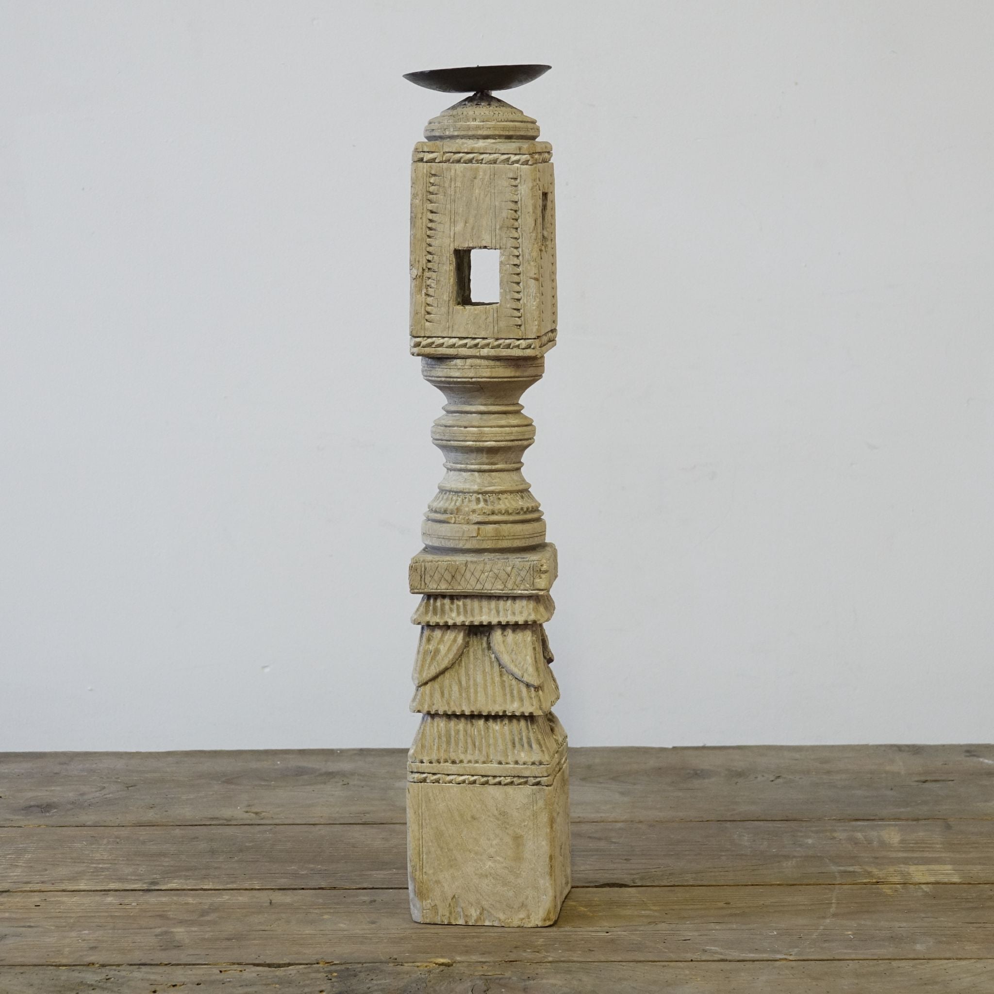 Deepa - Bougeoir en bois n°1