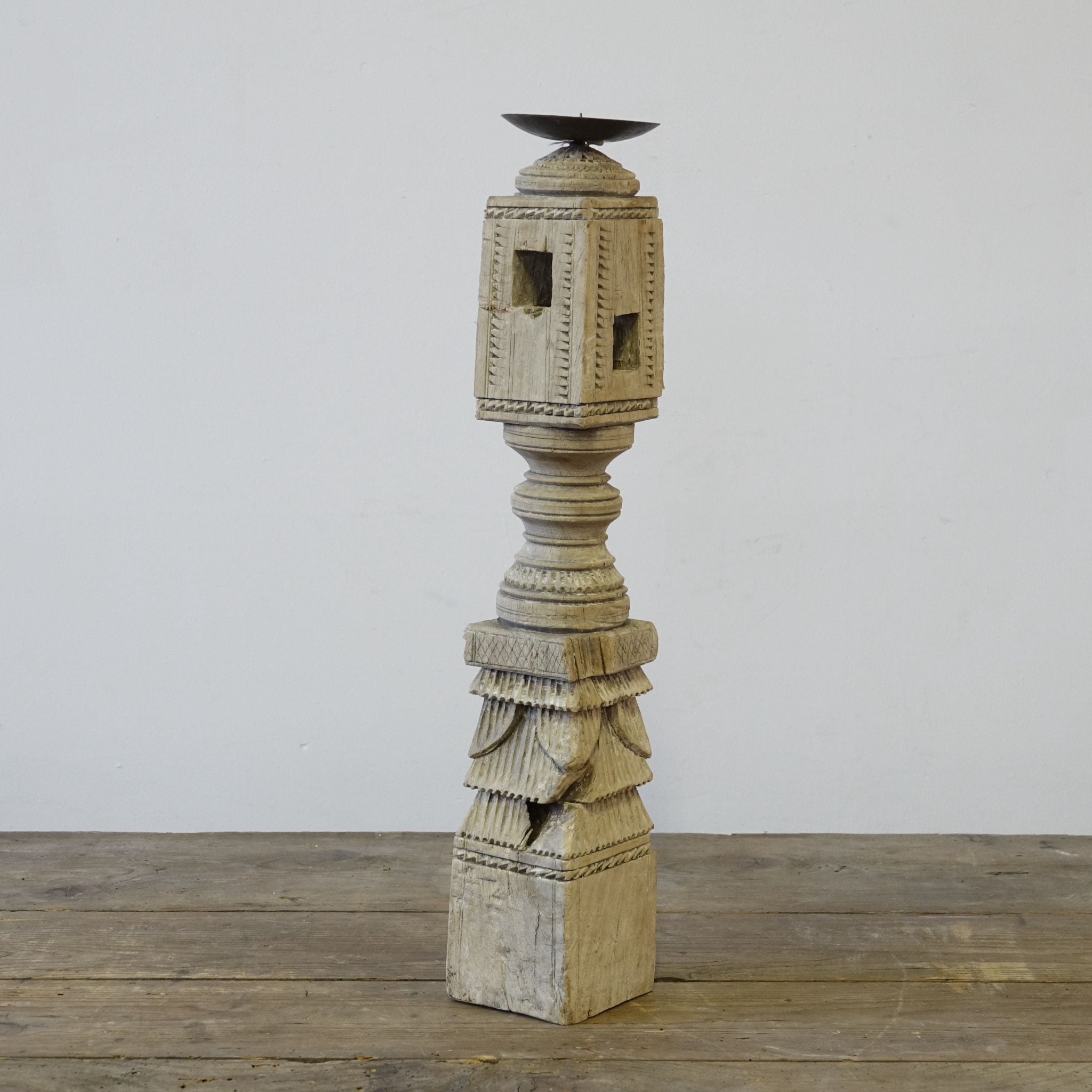 Deepa - Bougeoir en bois n°1