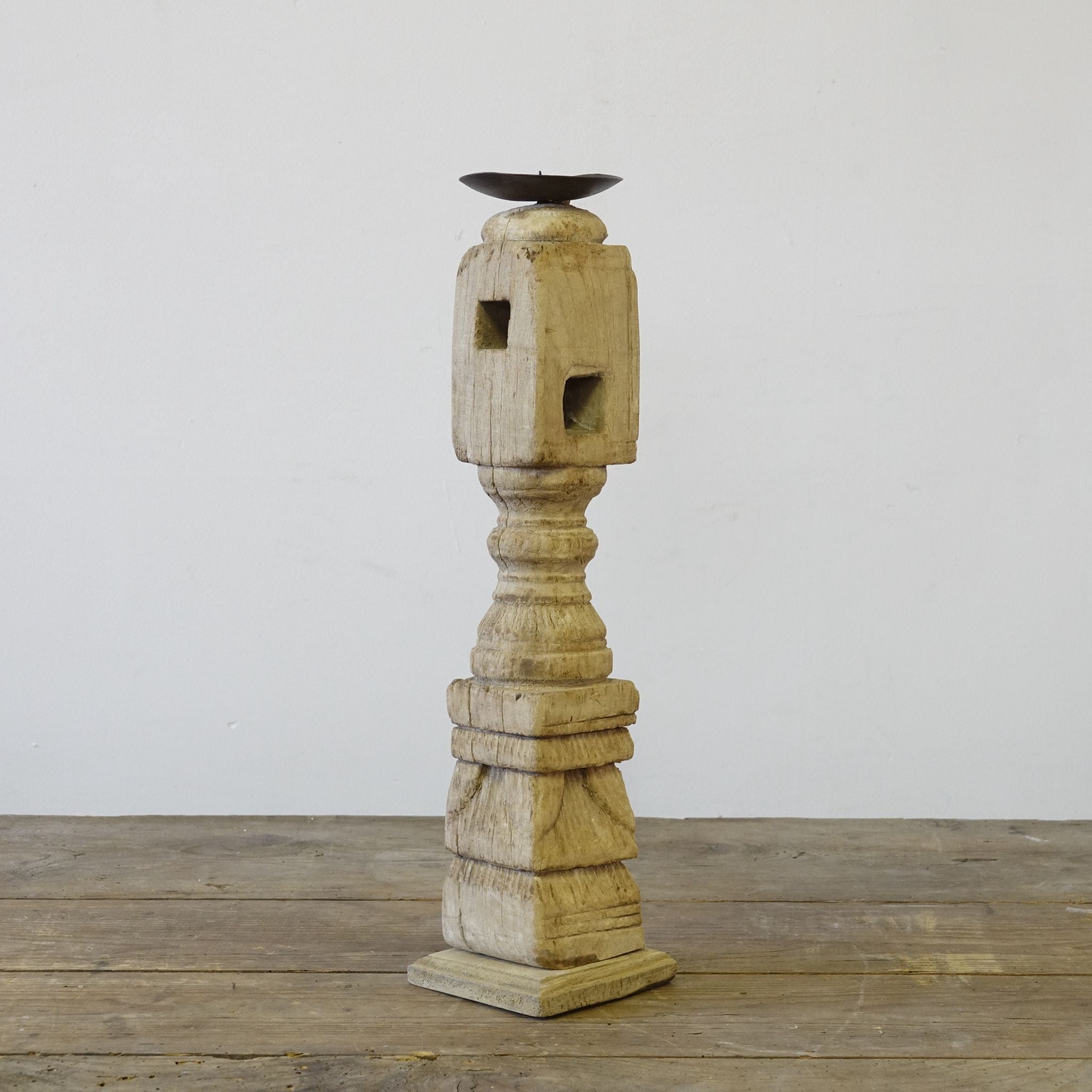 Dharni - Bougeoir en bois n°2