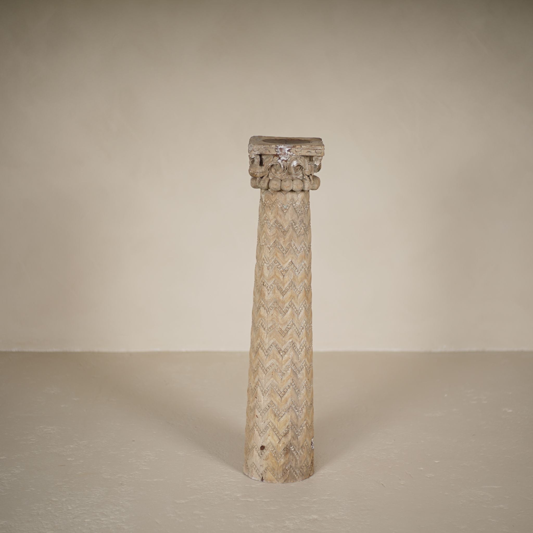 Stambh - Bougeoir indien en bois n°8