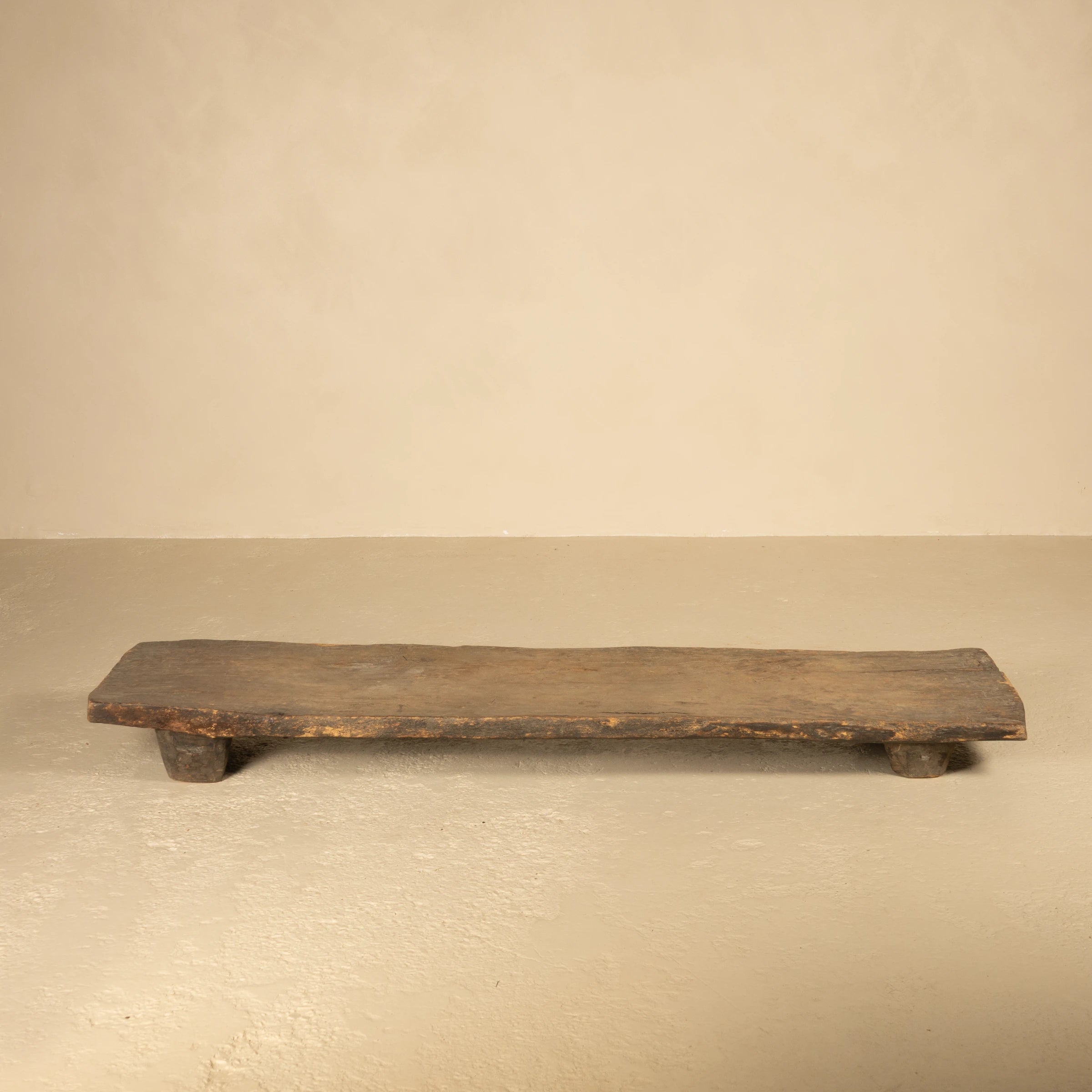 Angami - Authentique table Naga ancienne n°3