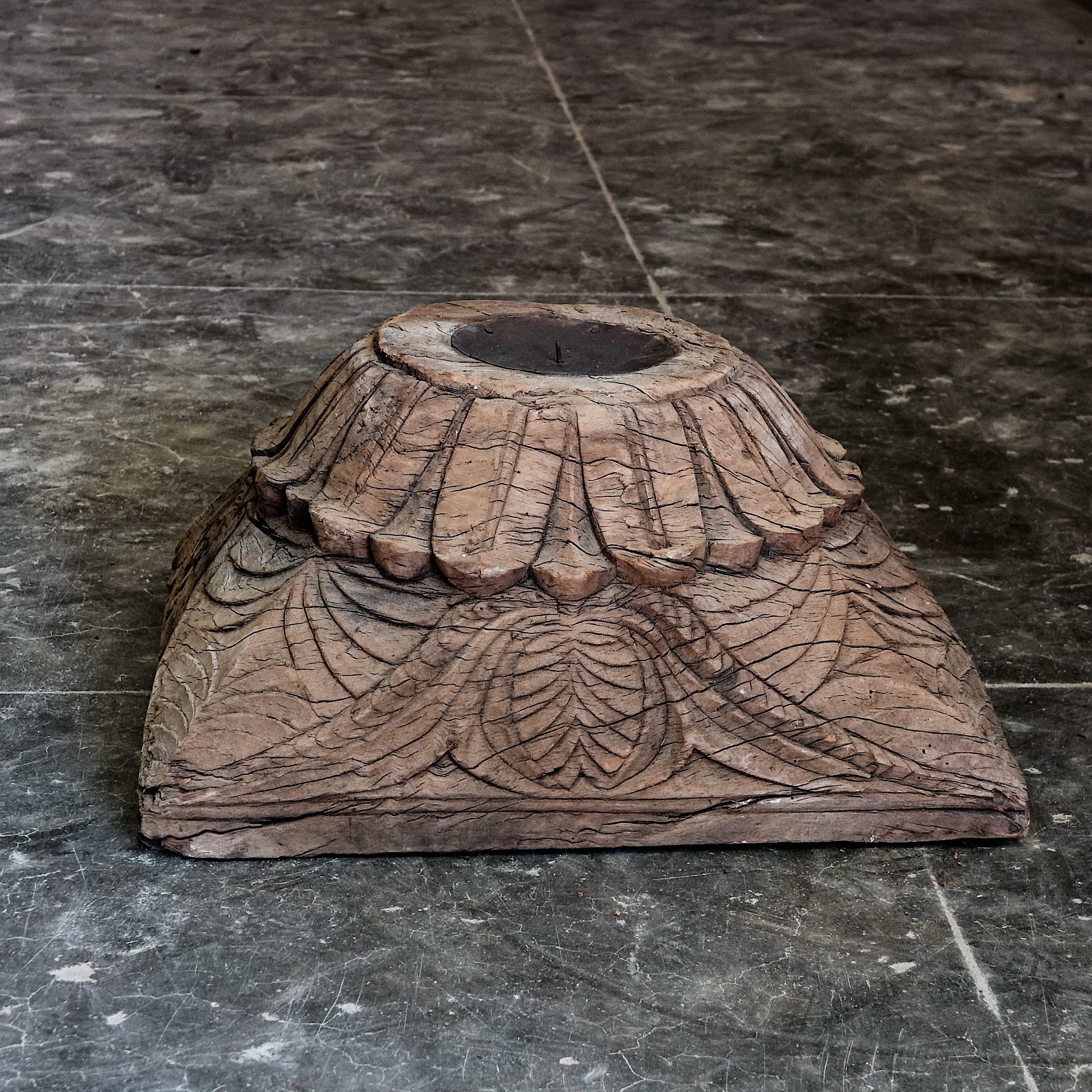 Agni - Bougeoir indien en bois N°5