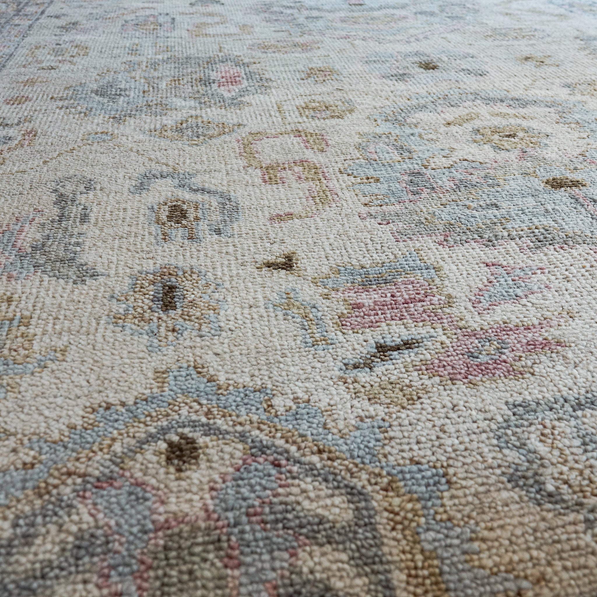 Umari - Tapis indien noué main en laine