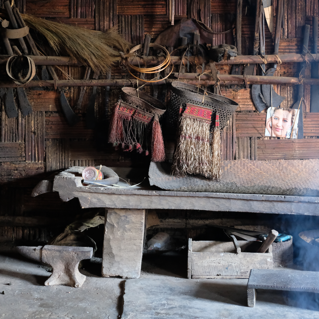 Les tables Naga : de lit de chef à objet d'art