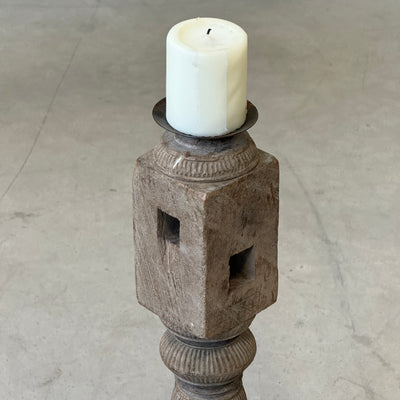 Rajvansh - Old wooden candle holder n°57