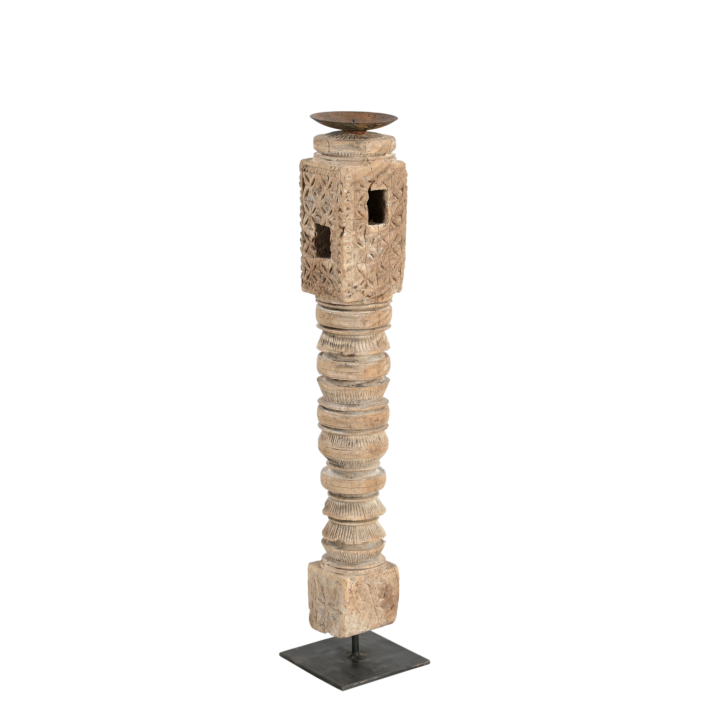 Rajvansh - Old wooden candle holder n°22