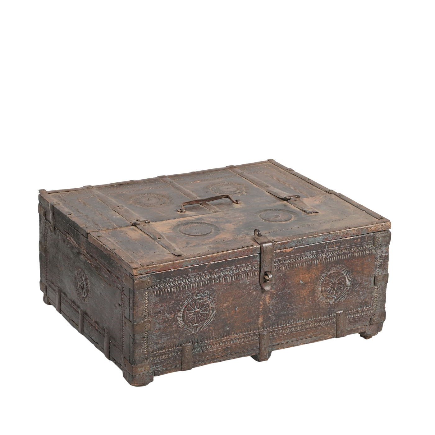 Peti - Wooden dowry chest n ° 21