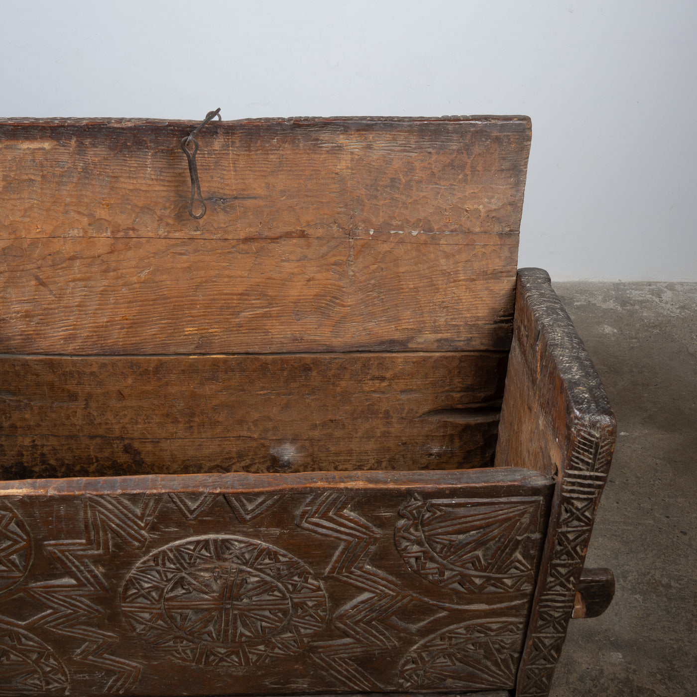 Sandook - old Himachal chest n ° 12