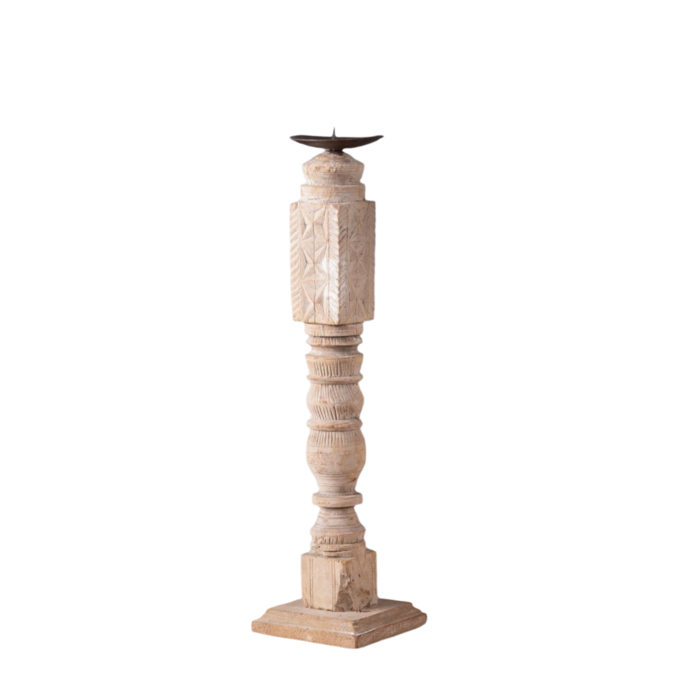 Momabatti - Light wooden candle holder carved nº204