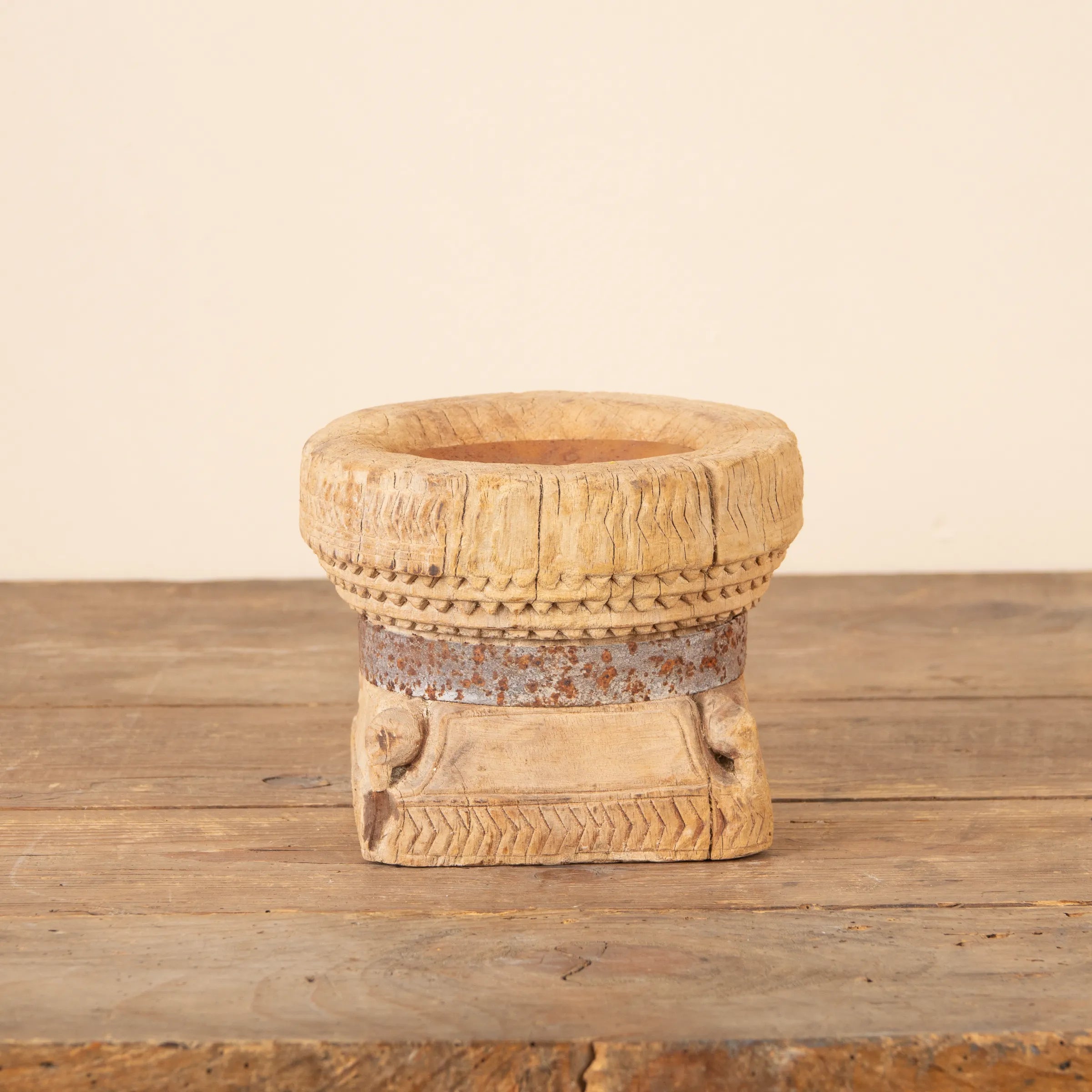 Bijani - Bougeoir indien en bois n°27