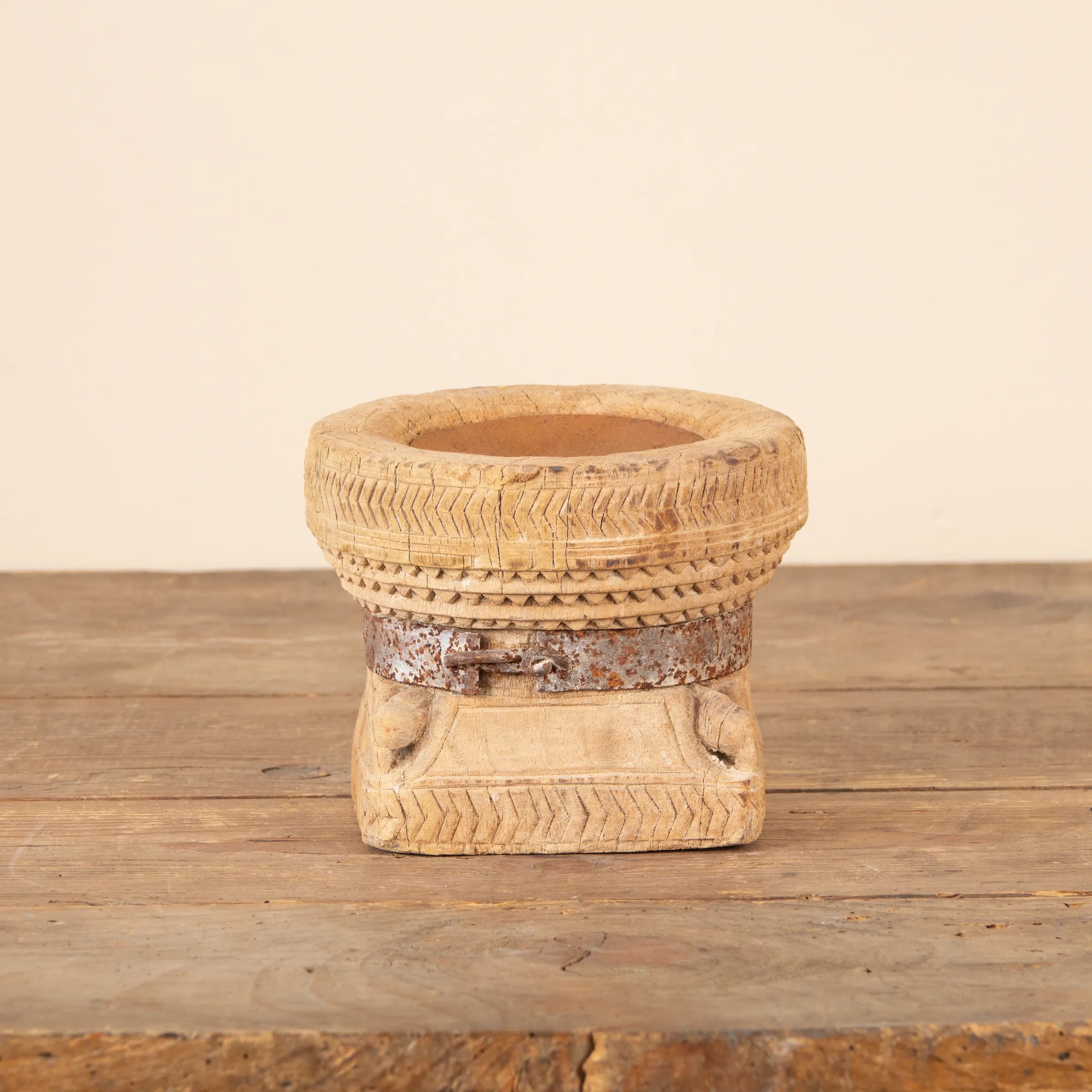 Bijani - Bougeoir indien en bois n°27